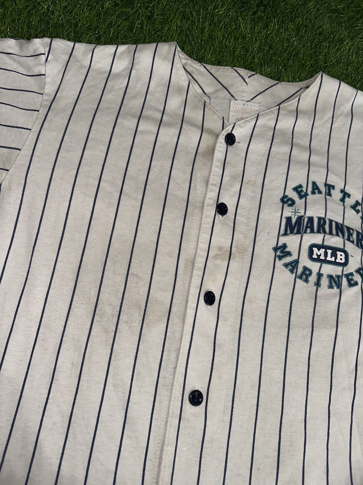 MLB Vintage majestic mlb seattle mariners jersey size L Size US L / EU 52-54 / 3 - 5 Thumbnail