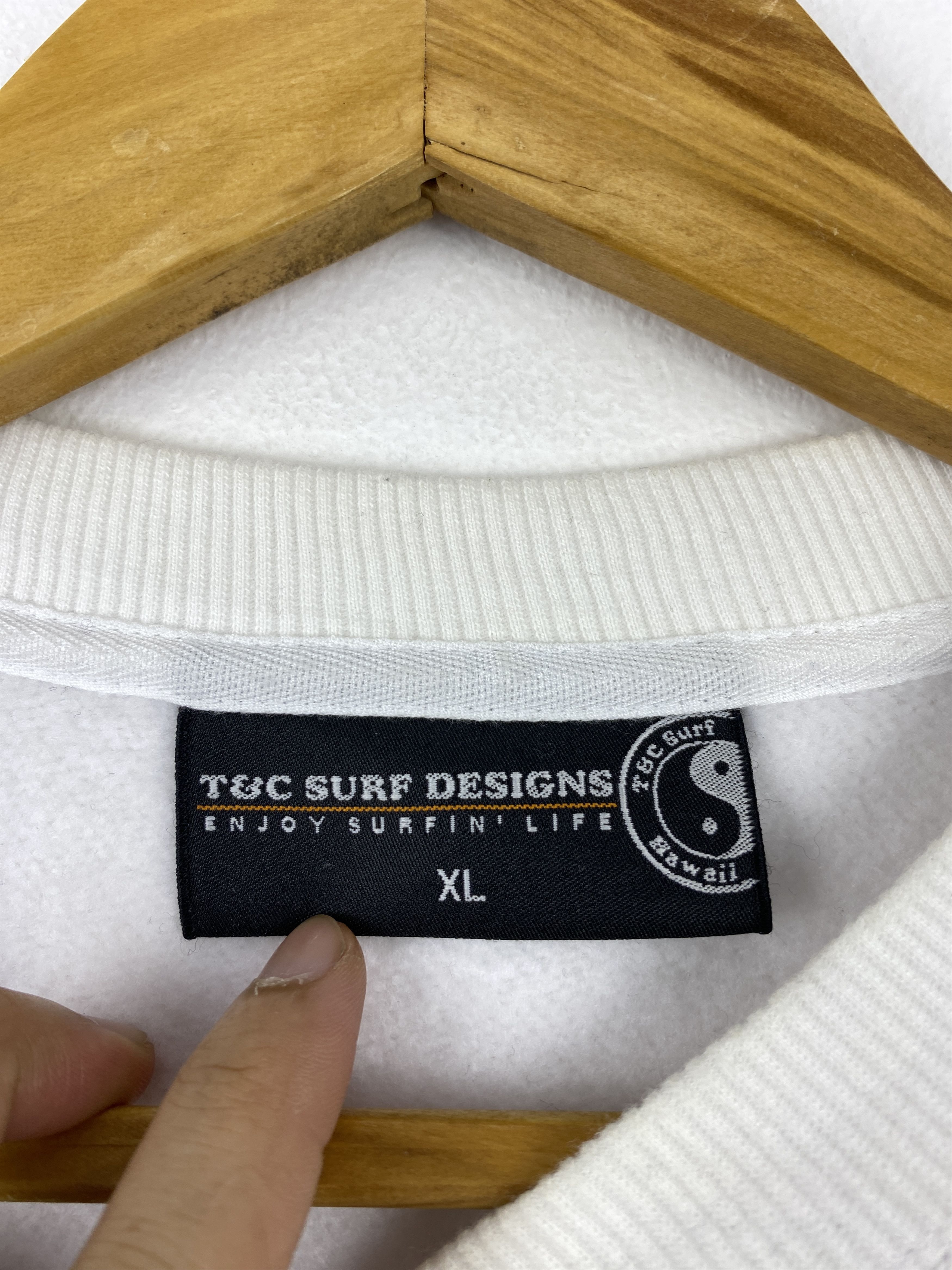 Japanese Brand Vintage T&C Surf Hawaii Yin Yang Crewneck BP0056 Size US XL / EU 56 / 4 - 5 Thumbnail