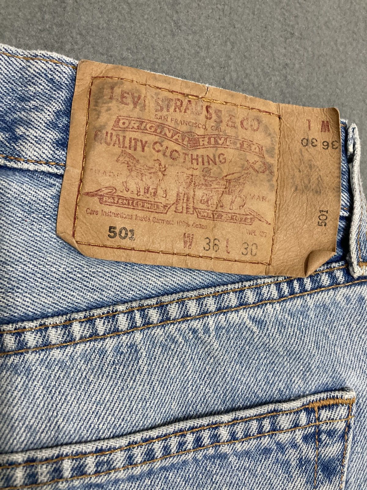 Levi's Vintage 90’s Levis 501 jeans Made in Mexico for Men Size US 36 / EU 52 - 16 Thumbnail