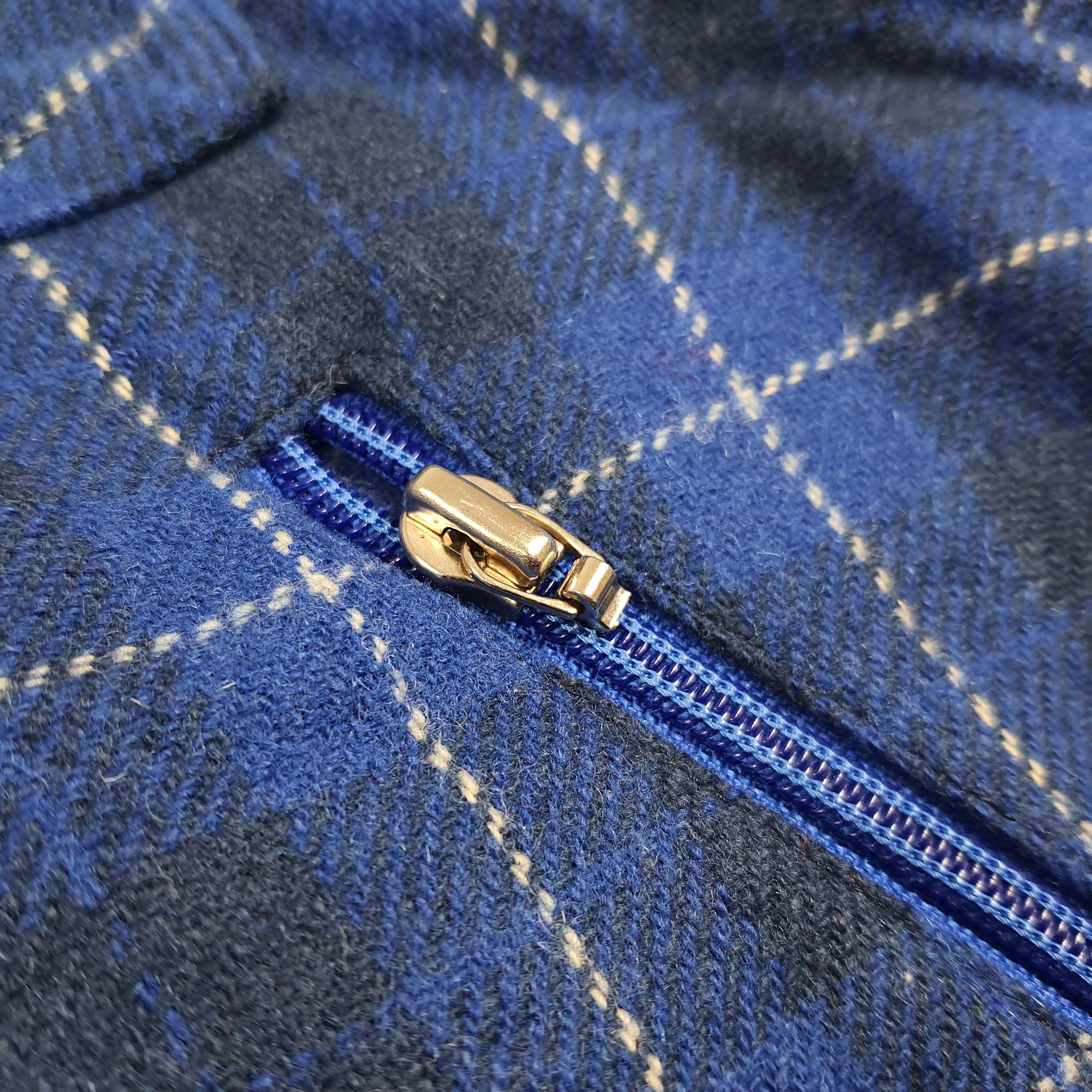 Descente Vintage 90s Descente Reversible Flannel Custom Skull C281N4 Size US M / EU 48-50 / 2 - 15 Thumbnail