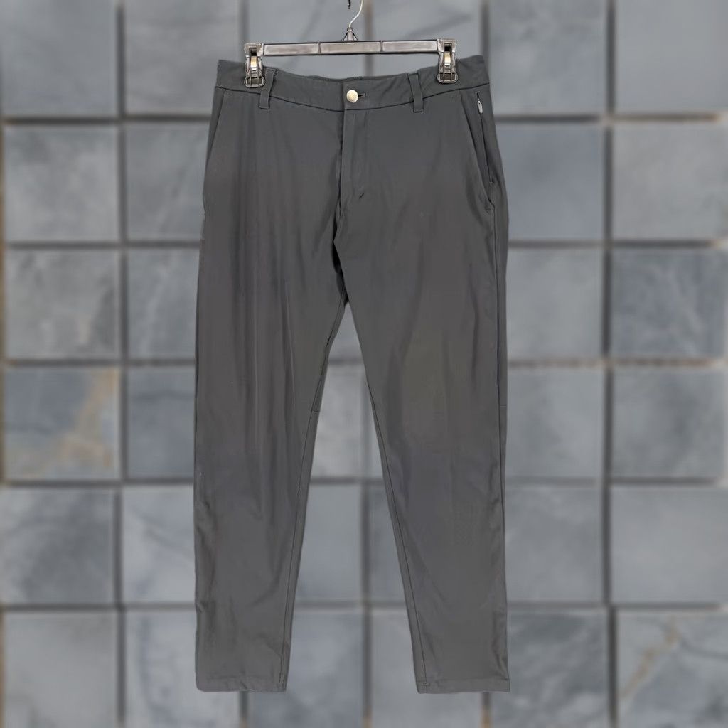 Lululemon Lululemon Lab Mens ABC Pant Slim 30 Black Technical Trouser Dress Pants Slim Mid Rise.. 30 in Inseam Size US 30 / EU 46 - 1 Thumbnail