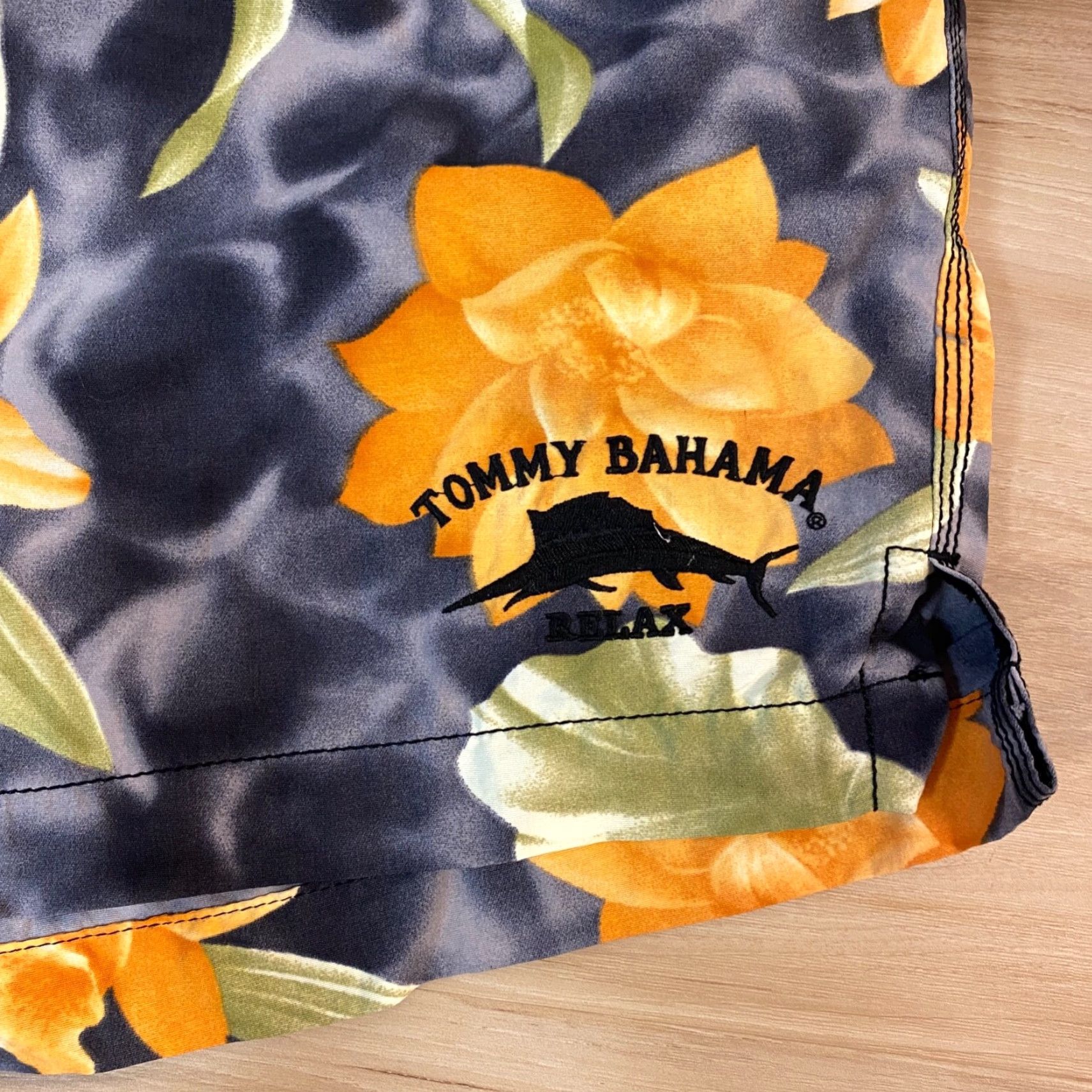 Tommy Bahama Tommy Bahama Swim Trunks Mens XL Relax Drawstring Multicolor Floral Print Lined Beach Colorful Size ONE SIZE - 6 Thumbnail