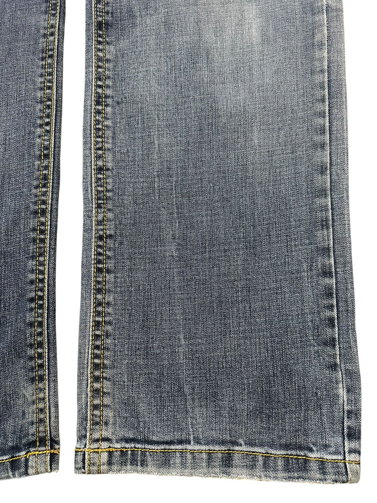 Japanese Brand Vintage Japanese Brand Faded Wash Destroy Distressed Jeans Size US 35 - 8 Thumbnail