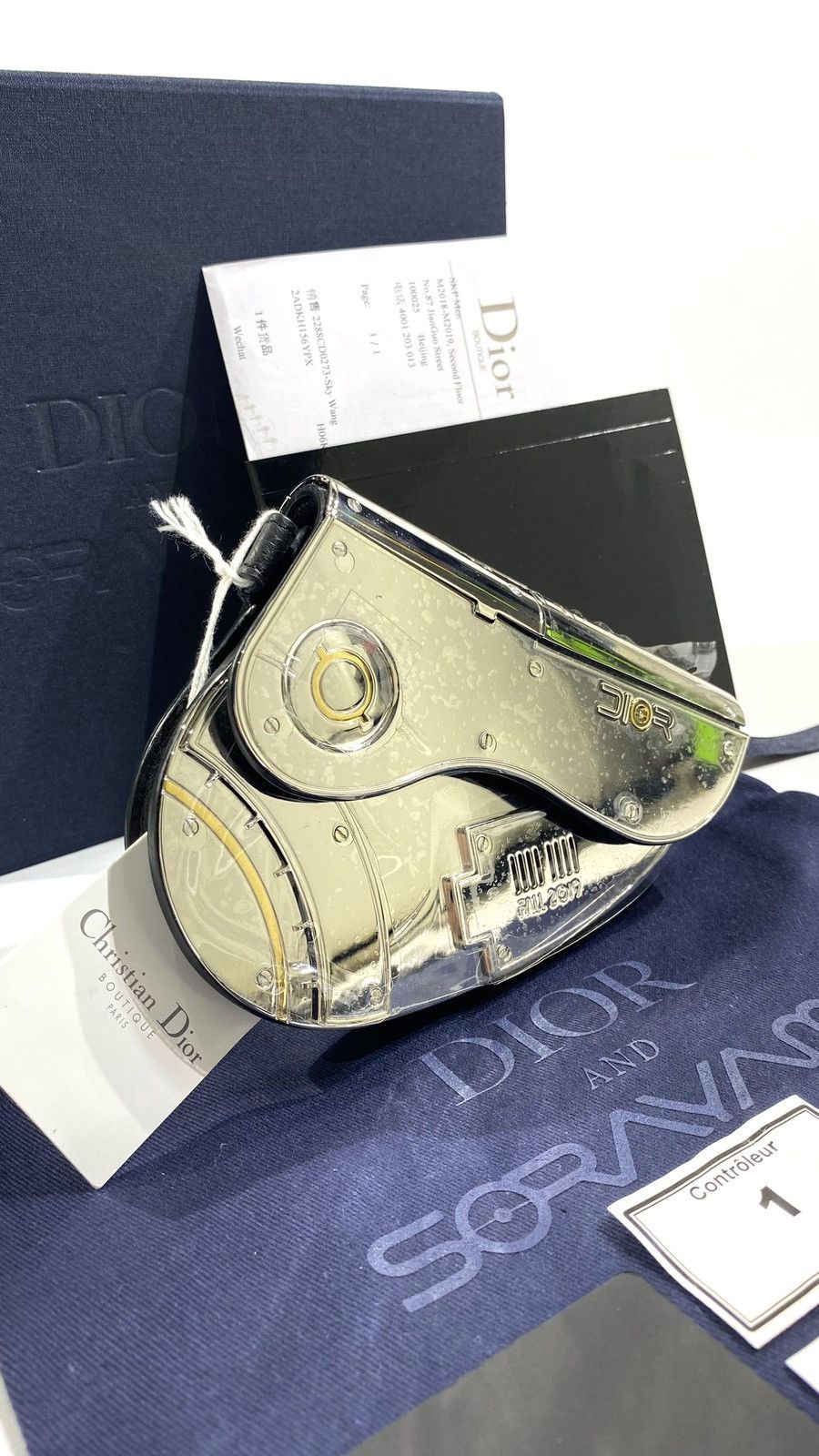 Club Sorayama × Dior Christian Dior X Hajime Sorayama Saddle Metal Pouch Limited Size ONE SIZE - 7 Thumbnail