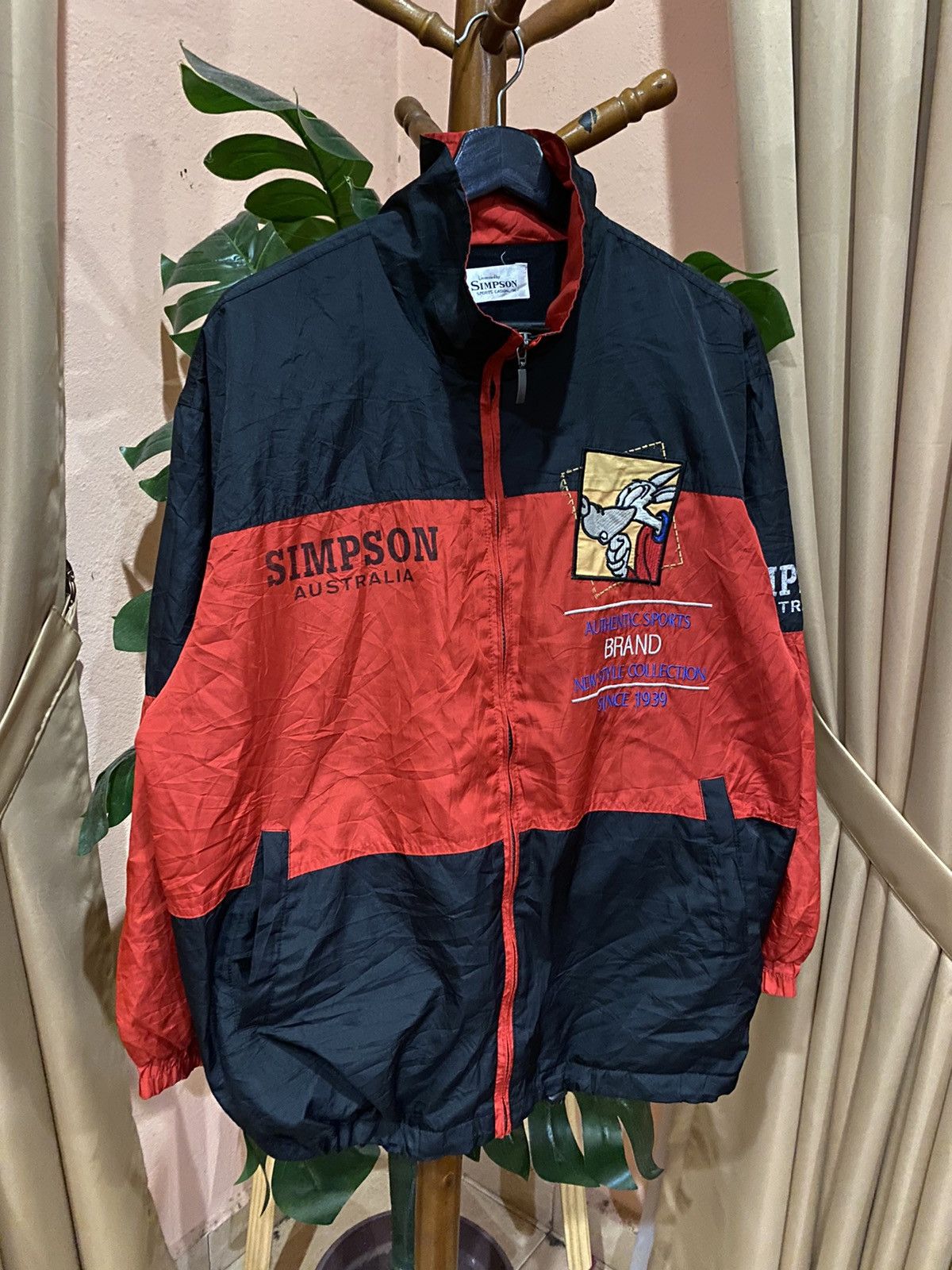 Vintage Simpson Australia Retro Sports Windbreaker – Cartoon Design Size US M / EU 48-50 / 2 - 3 Thumbnail