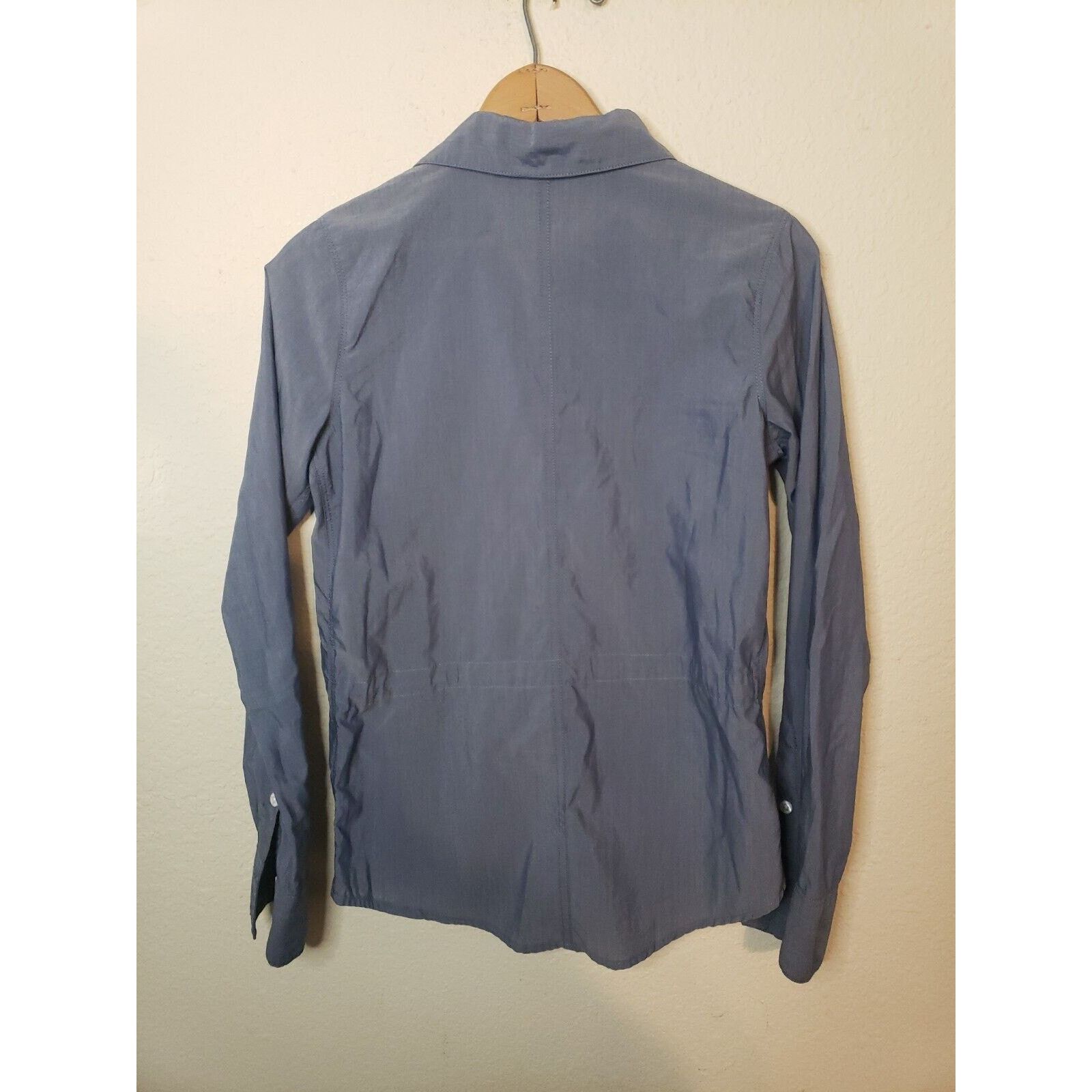 The North Face The North Face Women’s Blue Chambray Long Sleeve Top sz XS Size XS / US 0-2 / IT 36-38 - 7 Thumbnail