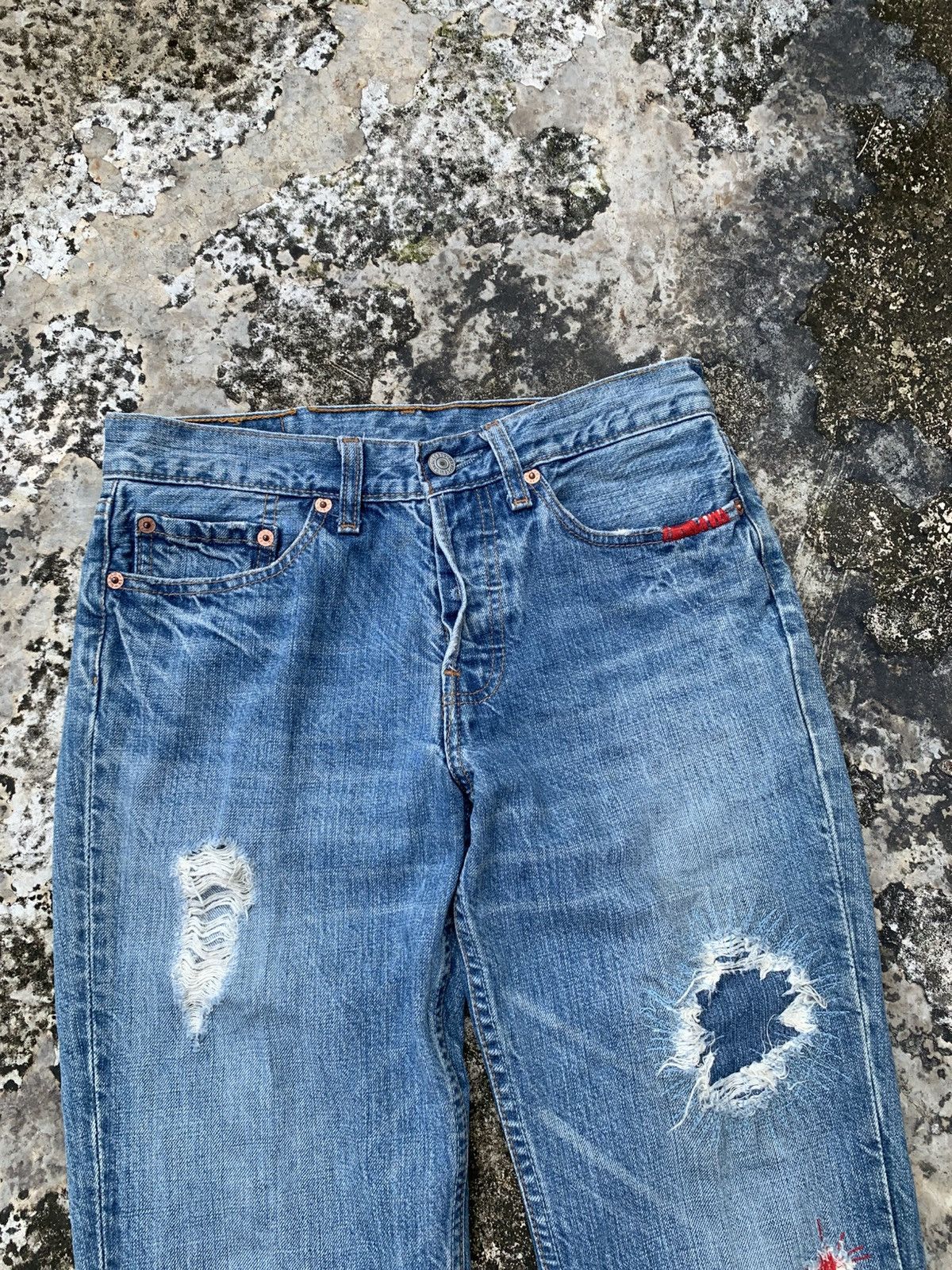 Levi's Vintage Levi's 501 Blue Jeans Size US 29 - 2 Thumbnail