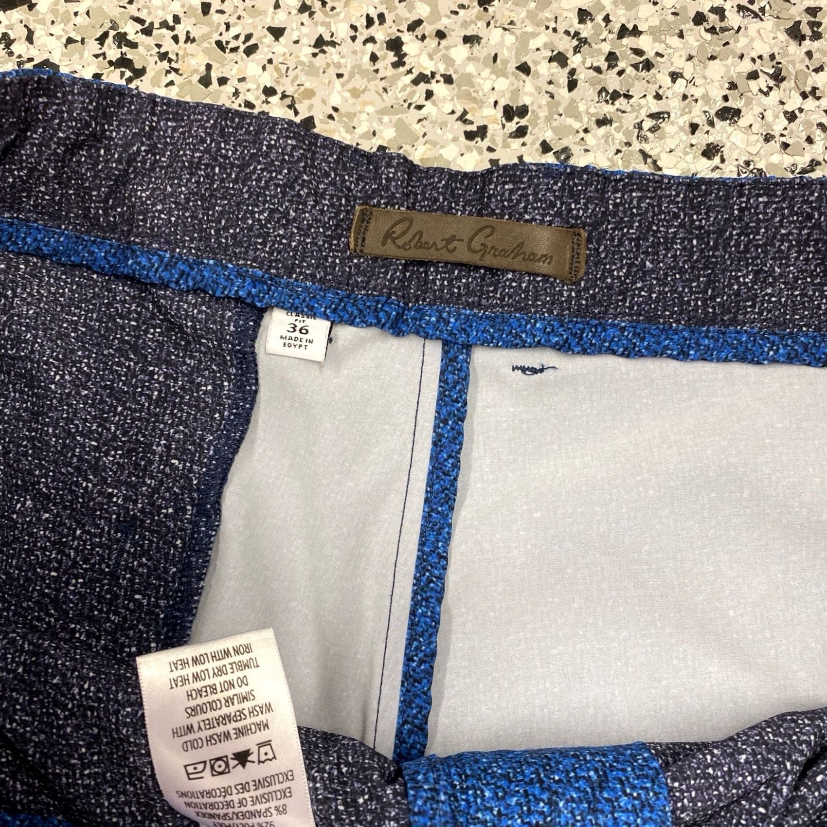 Robert Graham Robert Graham Shorts Mens 36 Blue Geometric Performance Stretch Swim Surf Board Size US 36 / EU 52 - 3 Thumbnail