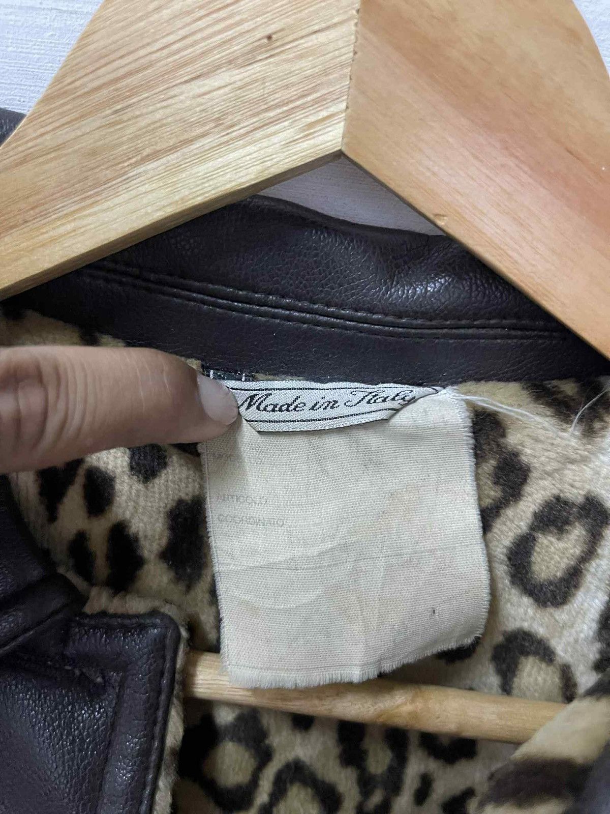 Versace AW 1996 ISTANTE FOR VERSACE LEATHER LEOPARD LONG JACKET Size S / US 4 / IT 40 - 9 Thumbnail