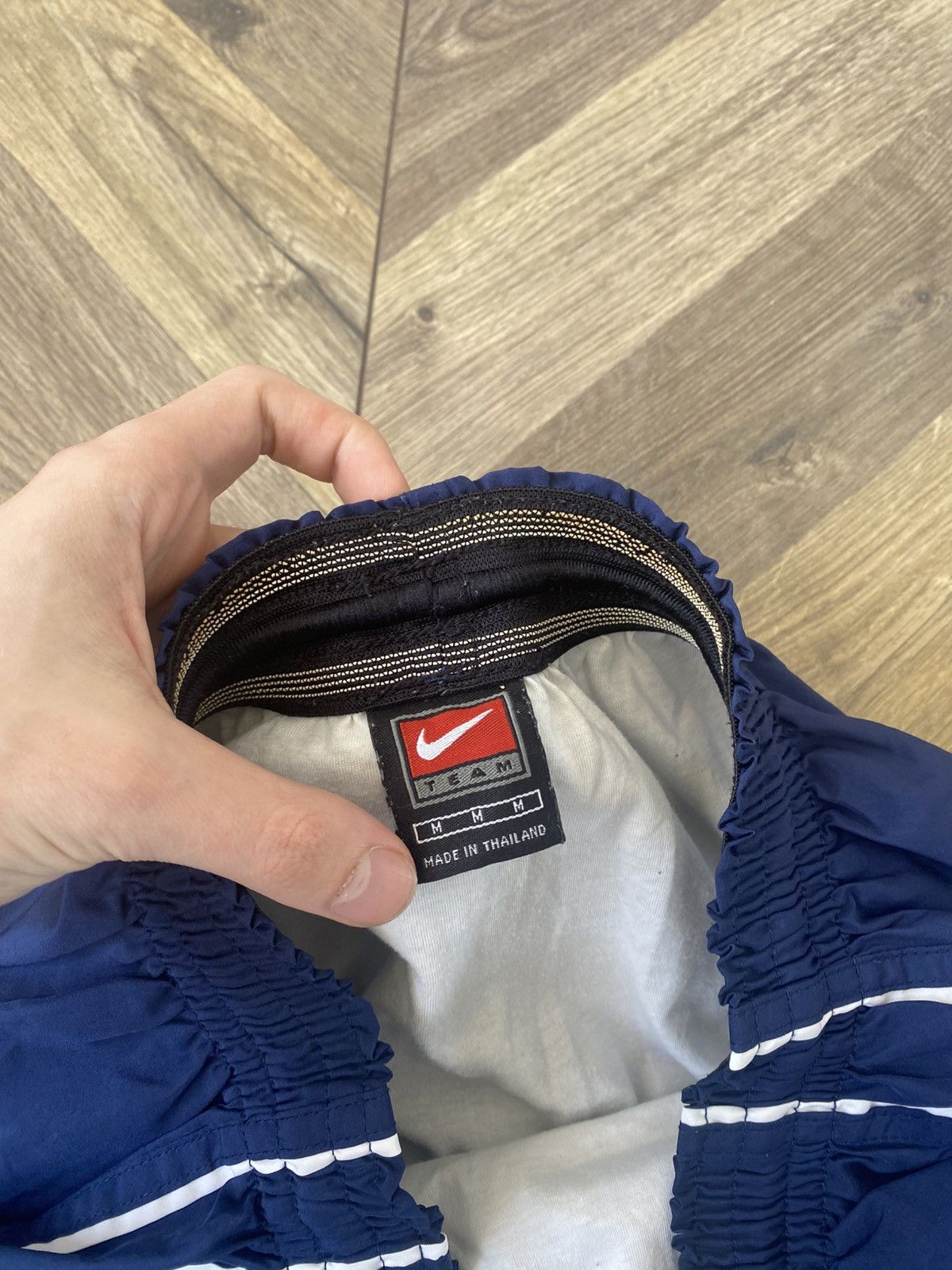Nike × Vintage Vintage Nike 90s nylon shorts Size US 31 - 9 Thumbnail
