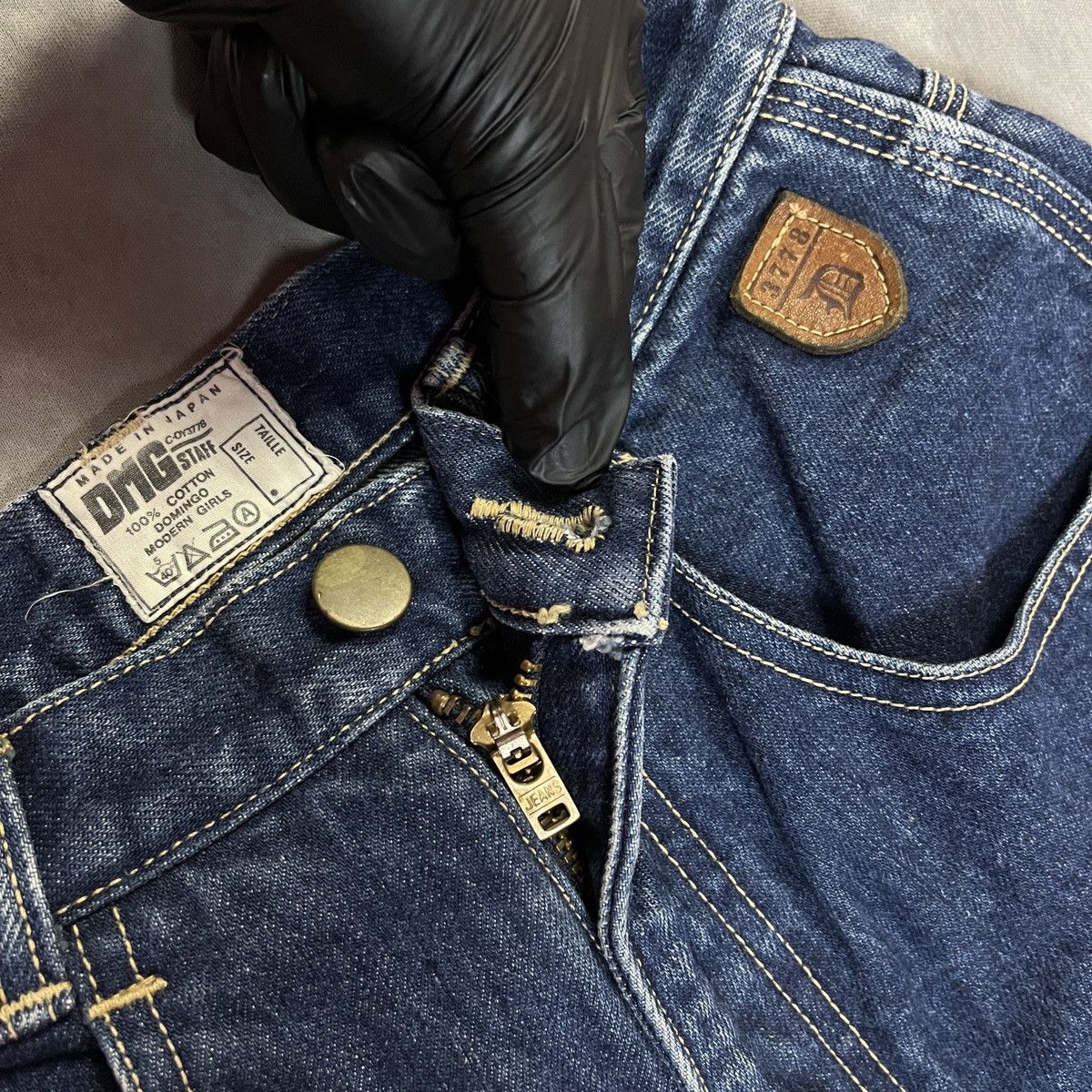 Japanese Brand 2000s D.M.G Japan Denim High Waisted Straight Indigo Archive Size US 26 / EU 42 - 4 Thumbnail