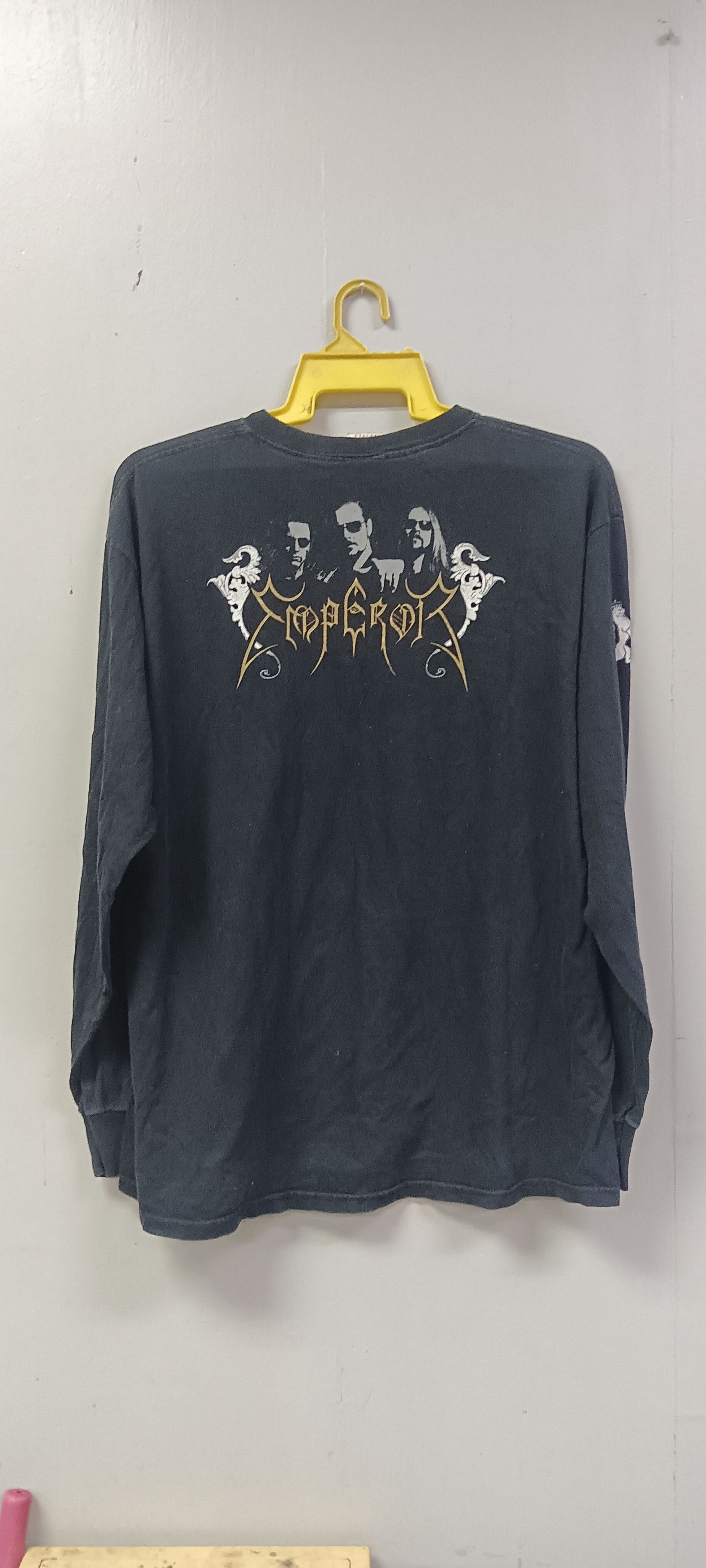 Band Tees Vintage Rare Emperor band t shirt black metal tour concert Size US XL / EU 56 / 4 - 2 Thumbnail