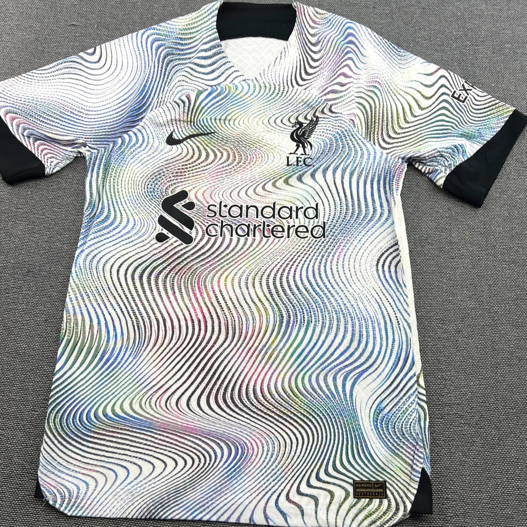 Nike Nike Liverpool 2022 2023 Away M.Salah Jersey Football Mens Small Nike Size US S / EU 44-46 / 1 - 3 Thumbnail