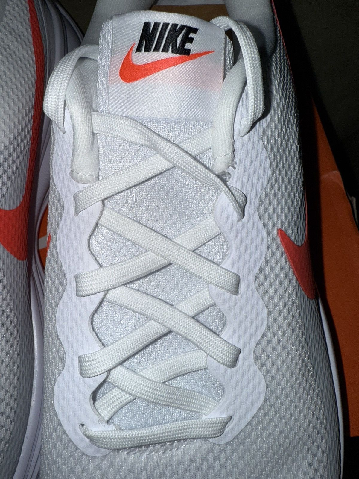 Nike Nike Revolution 8 Wide sz14 New in OG Box! White/Crimson Red Size US 14 / EU 47 - 19 Thumbnail