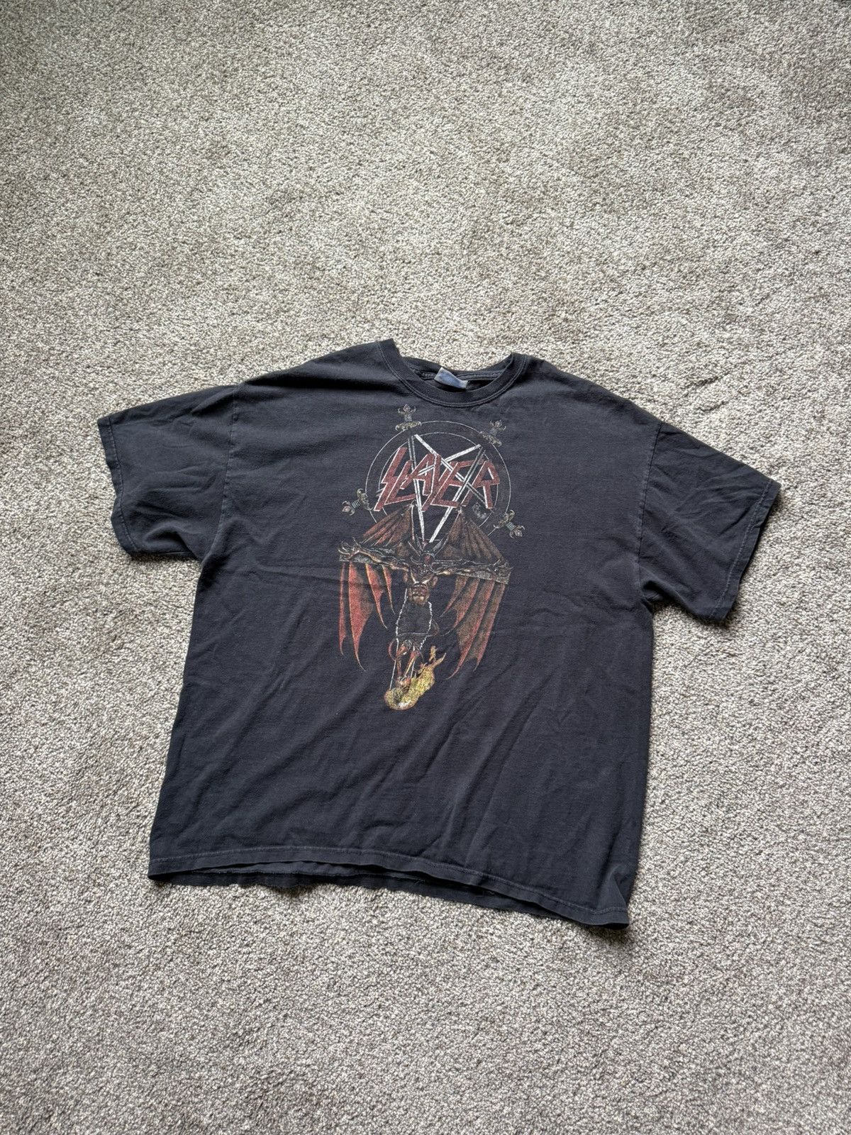 Band Tees Vintage Slayer 2000s Faded Black T-Shirt Size US XL / EU 56 / 4 - 1 Thumbnail