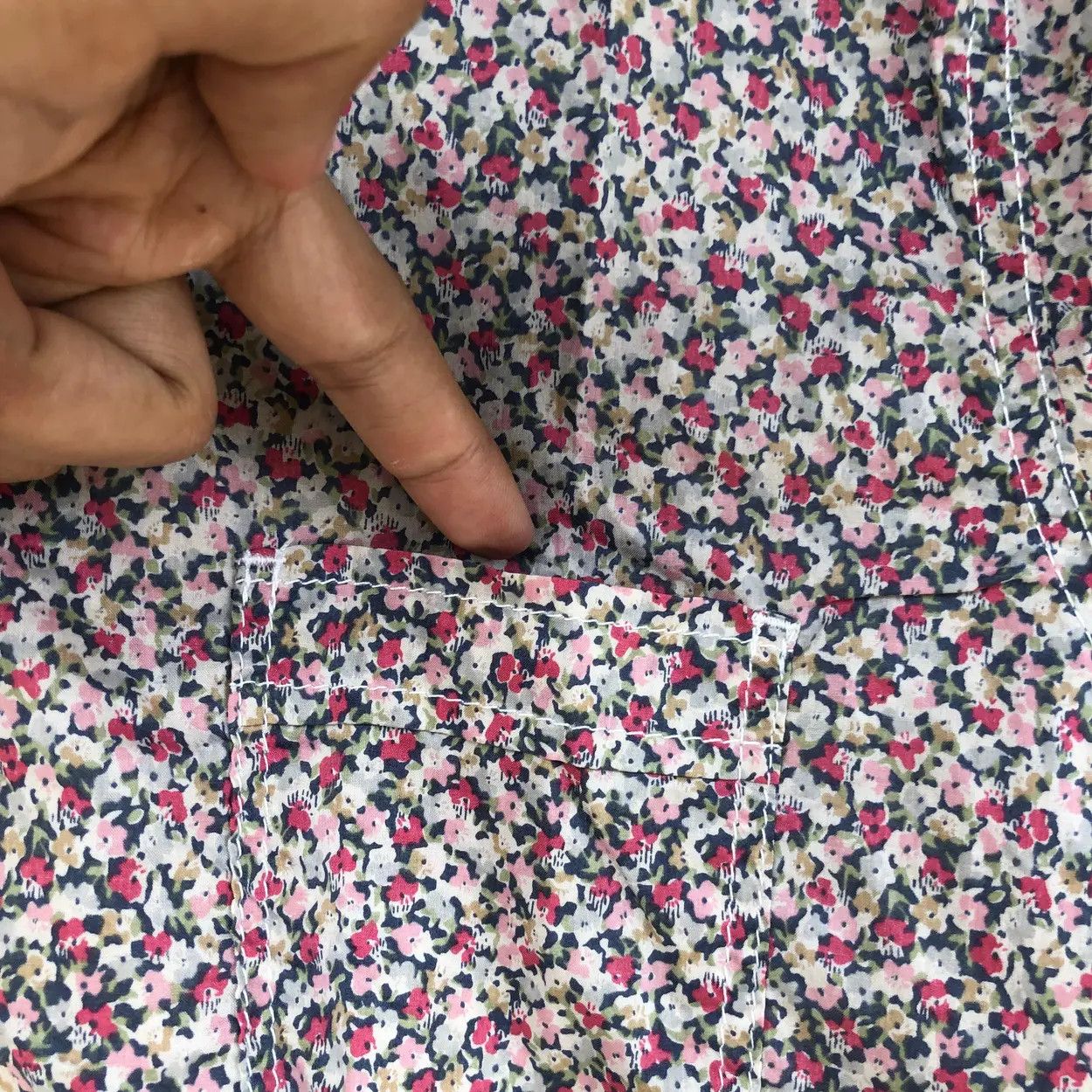 Junya Watanabe Junya Watanabe Flowers Button Up Size US L / EU 52-54 / 3 - 7 Thumbnail