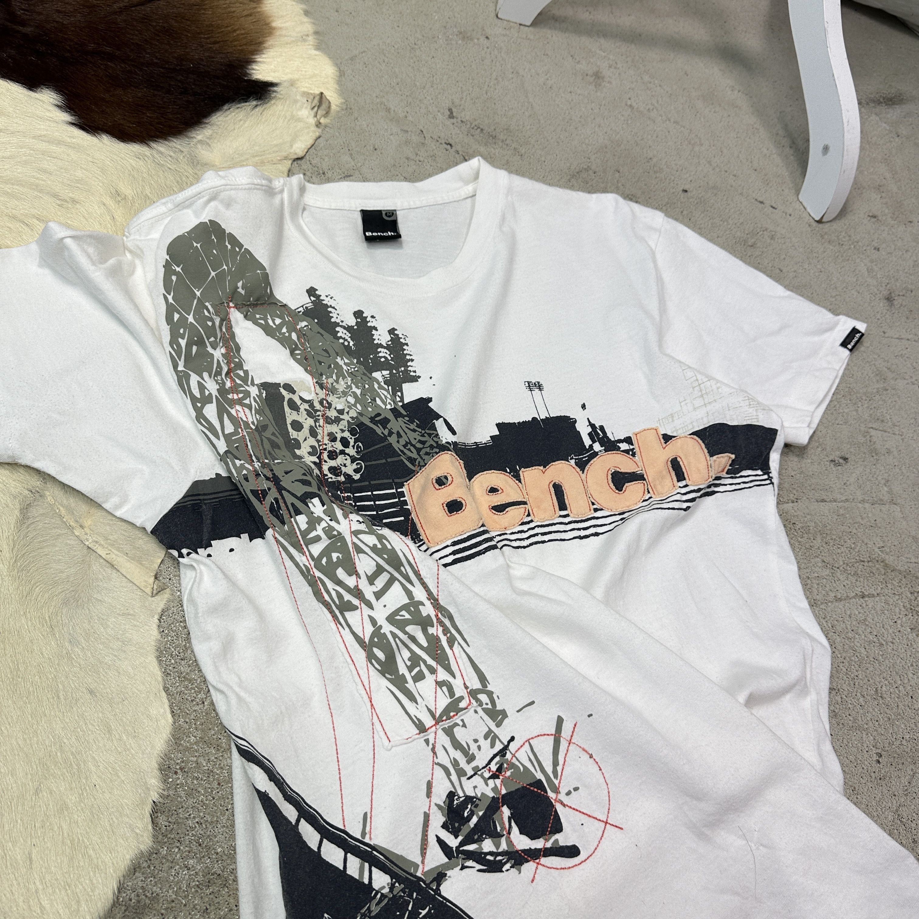 Bench Vintage Sporty Streetwear Skater Bench Printed T-shirt Y2K Size US M / EU 48-50 / 2 - 4 Thumbnail