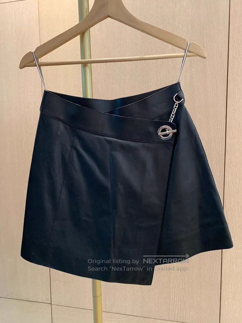 Hermes Hermes Leather skirt Size 24" / US 00 / IT 34 - 1 Thumbnail