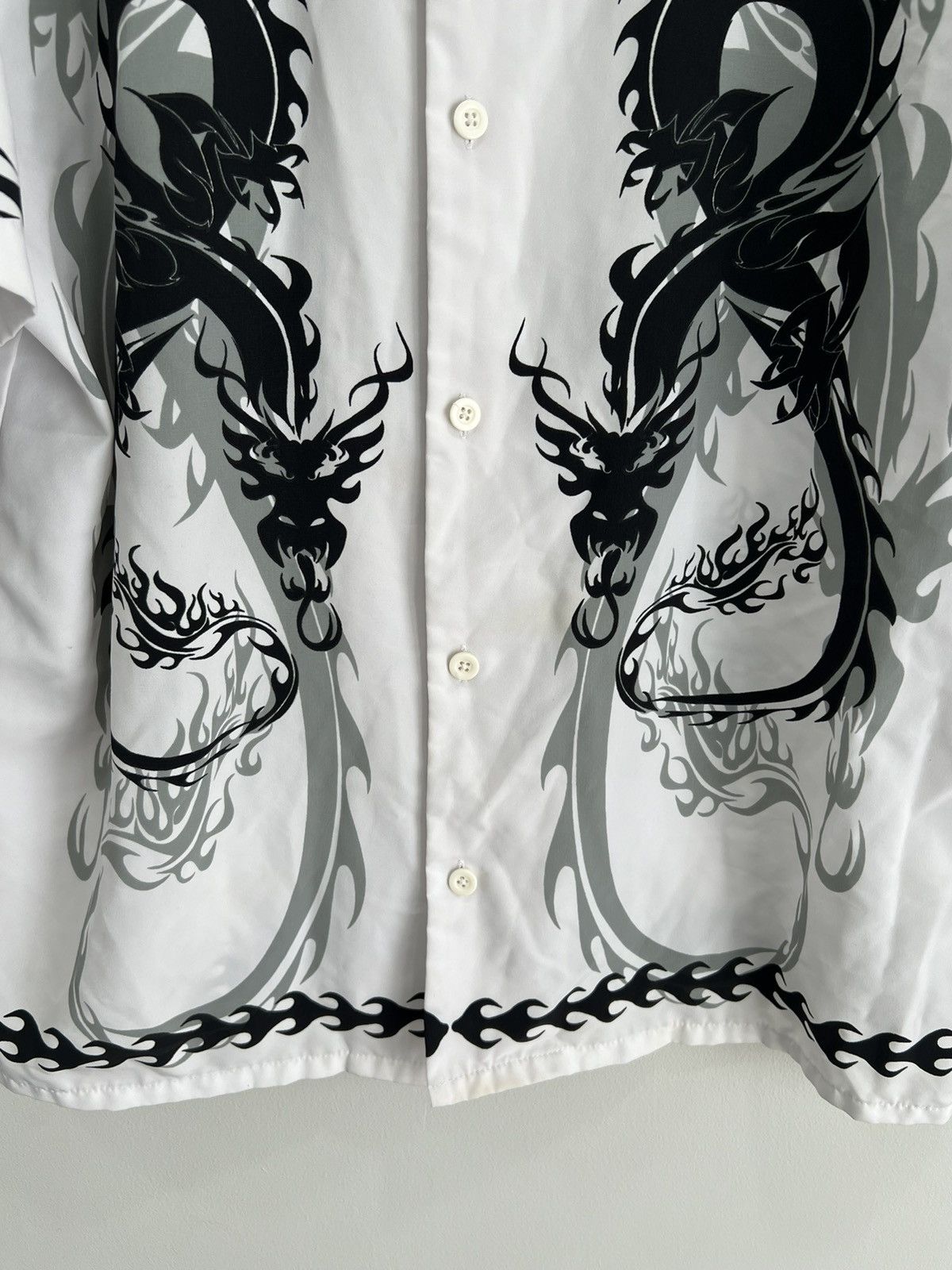 Vintage Vintage Y2K Dragon Button Up Shirt Size US L / EU 52-54 / 3 - 4 Thumbnail