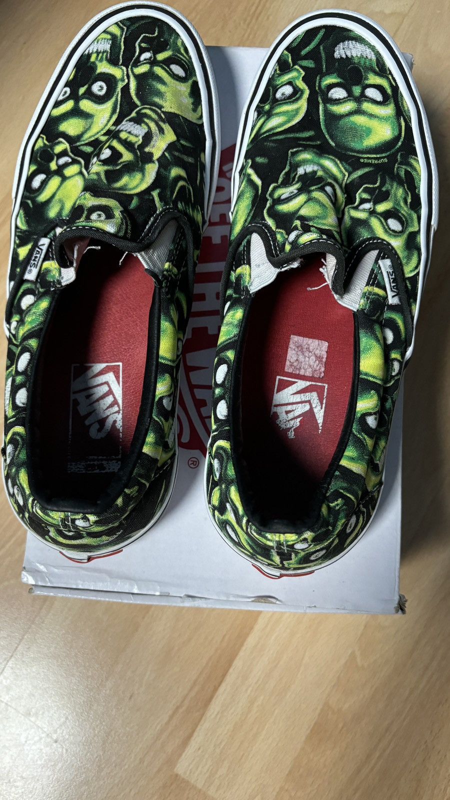 Supreme × Vans Supreme x Vans Skull Slip-On Size US 9 / EU 42 - 6 Thumbnail