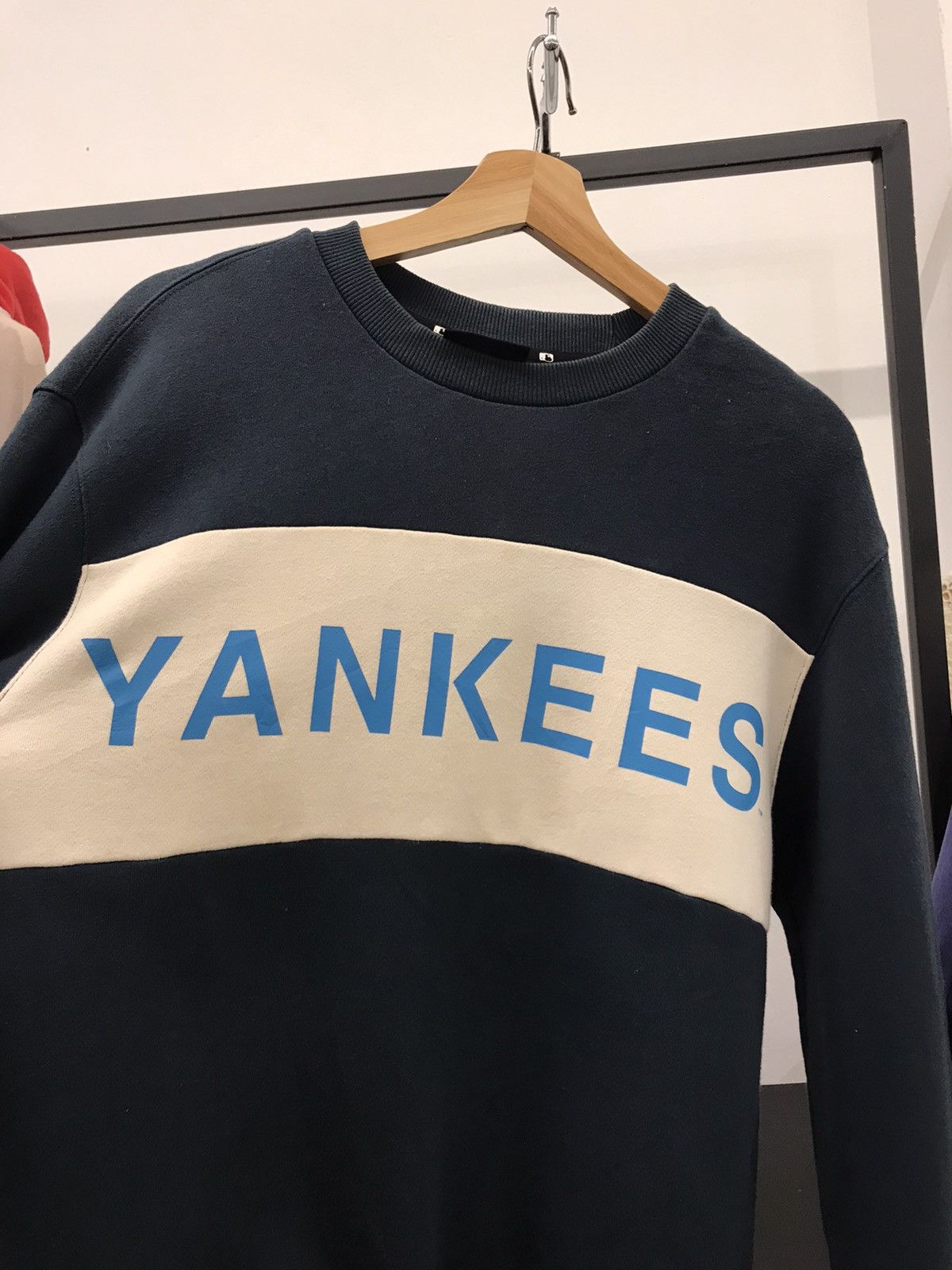 MLB × Vintage Yankees MLB bold Logo Size US L / EU 52-54 / 3 - 2 Thumbnail