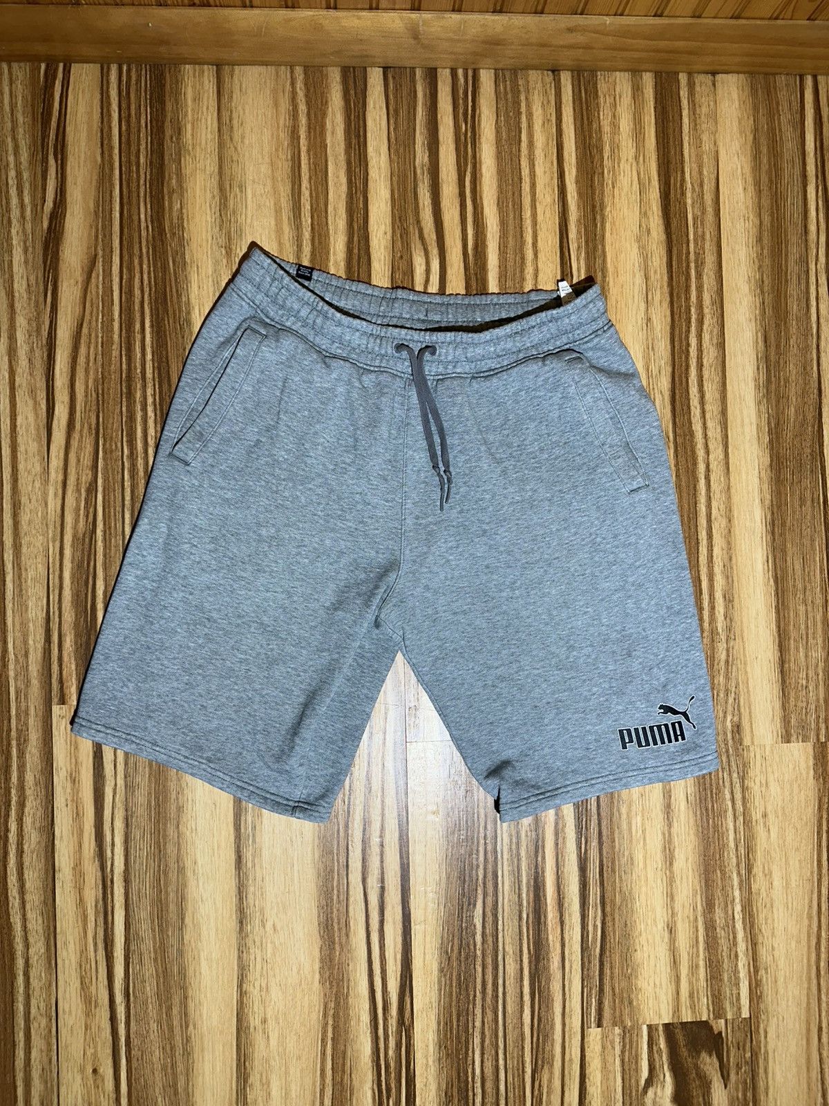 Puma PUMA Men's Athletic Gray Shorts Size US 30 / EU 46 - 1 Thumbnail