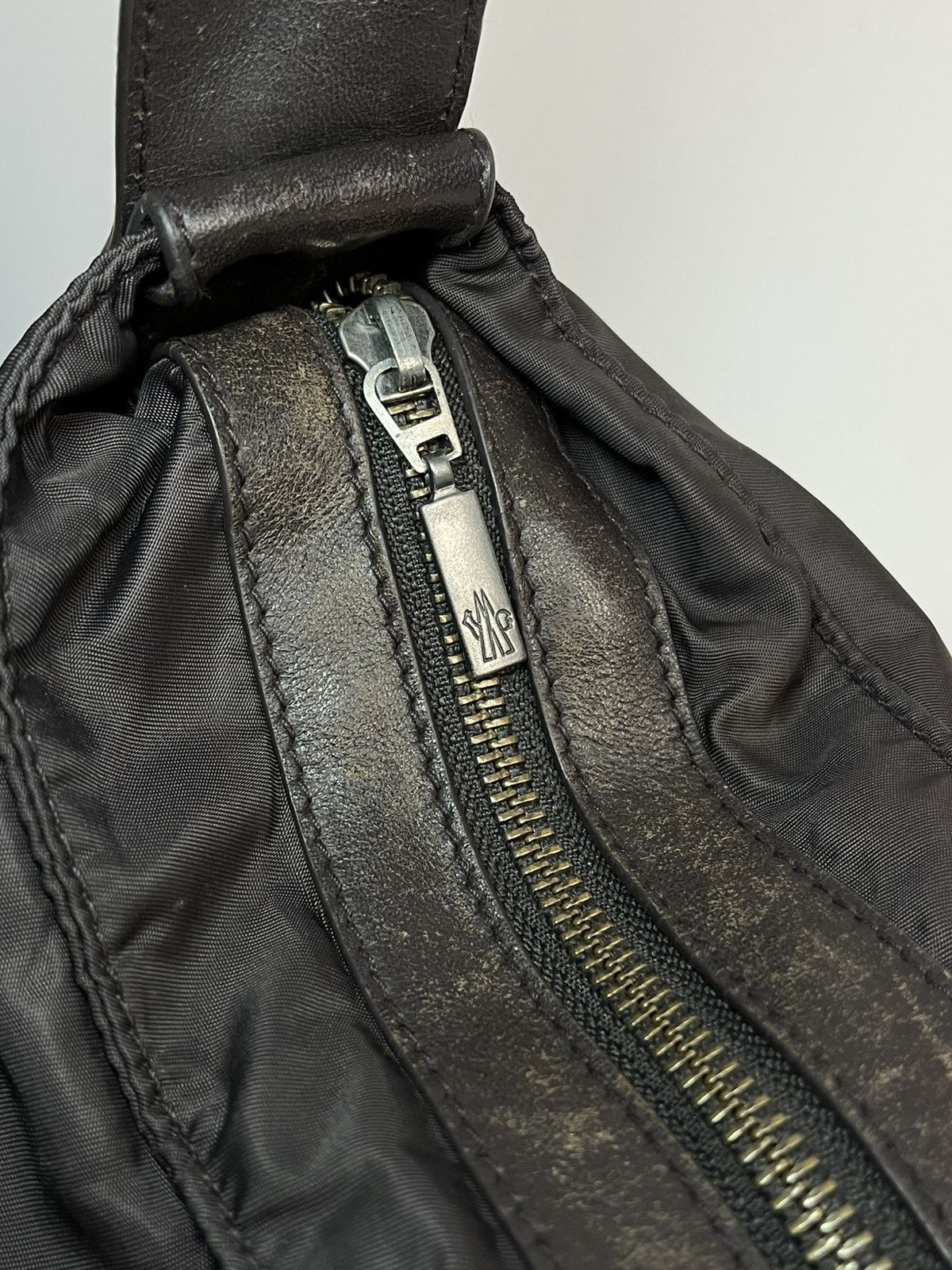 Moncler Moncler 2006 Nylon Shoulder Bag in Brown Size ONE SIZE - 7 Thumbnail