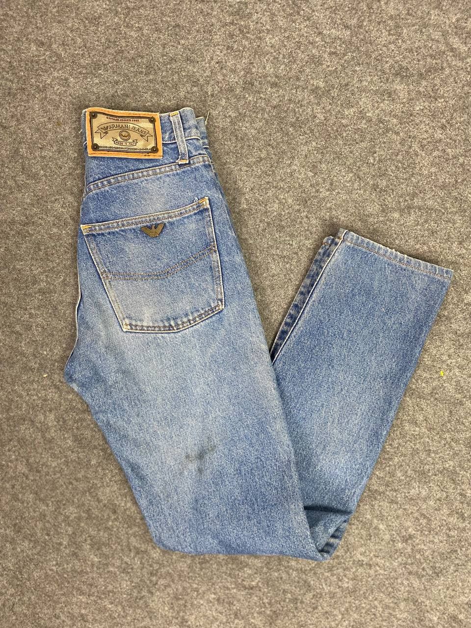 Armani vintage armani jeans made in italy nice design Size US 28 / EU 44 - 2 Thumbnail