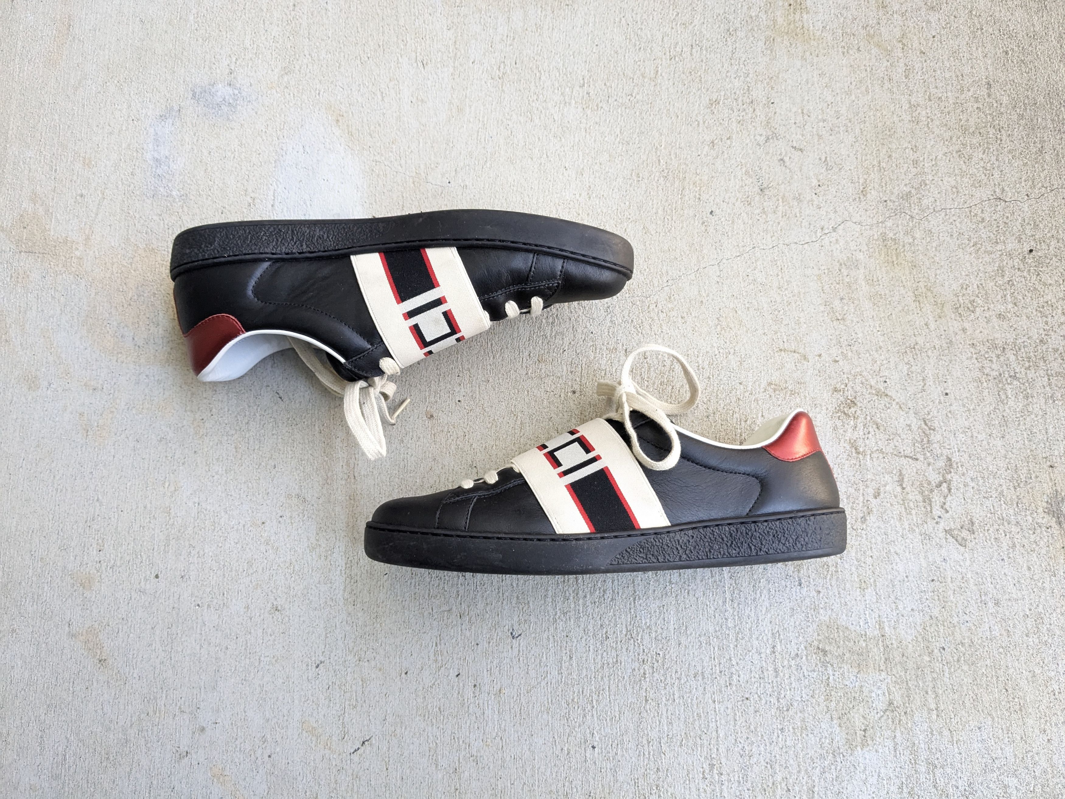 Gucci Gucci Ace Black Leather 8 Low Tops Web Elastic Size US 8 / EU 41 - 1 Thumbnail