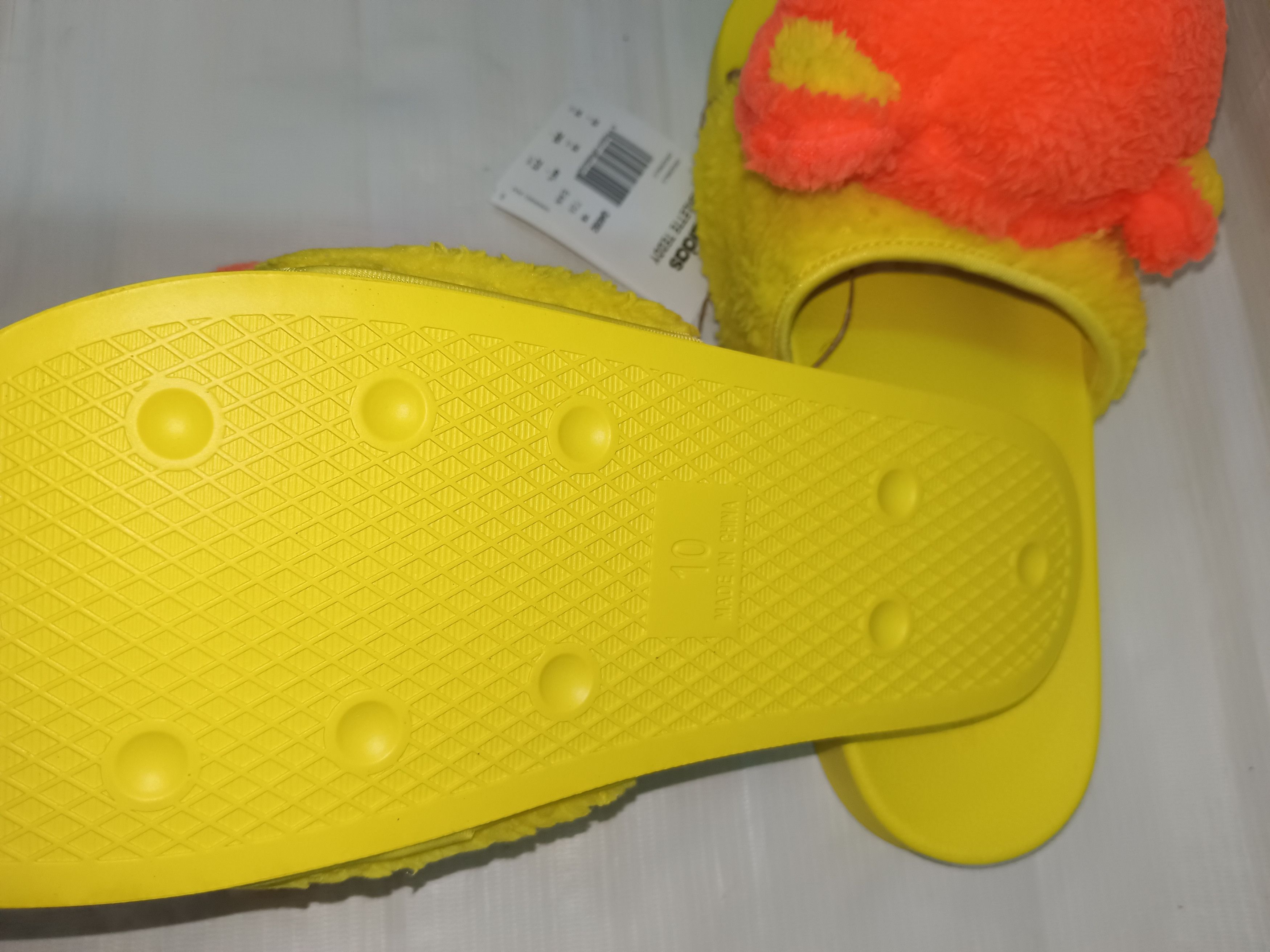 Adidas Adidas X Jeremy Scott Teddy Bear Slides Size US 10 / EU 43 - 5 Thumbnail