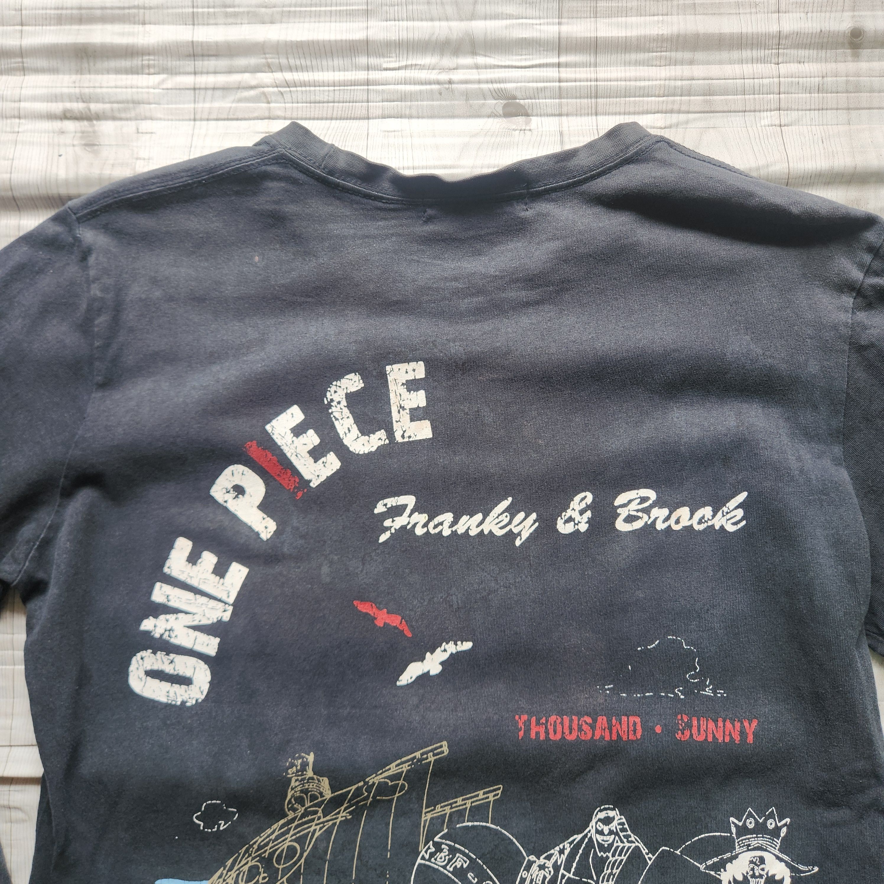 One Piece × Vintage Vintage Japan One Piece Anime Long Sleeves TShirt Size US M / EU 48-50 / 2 - 16 Thumbnail