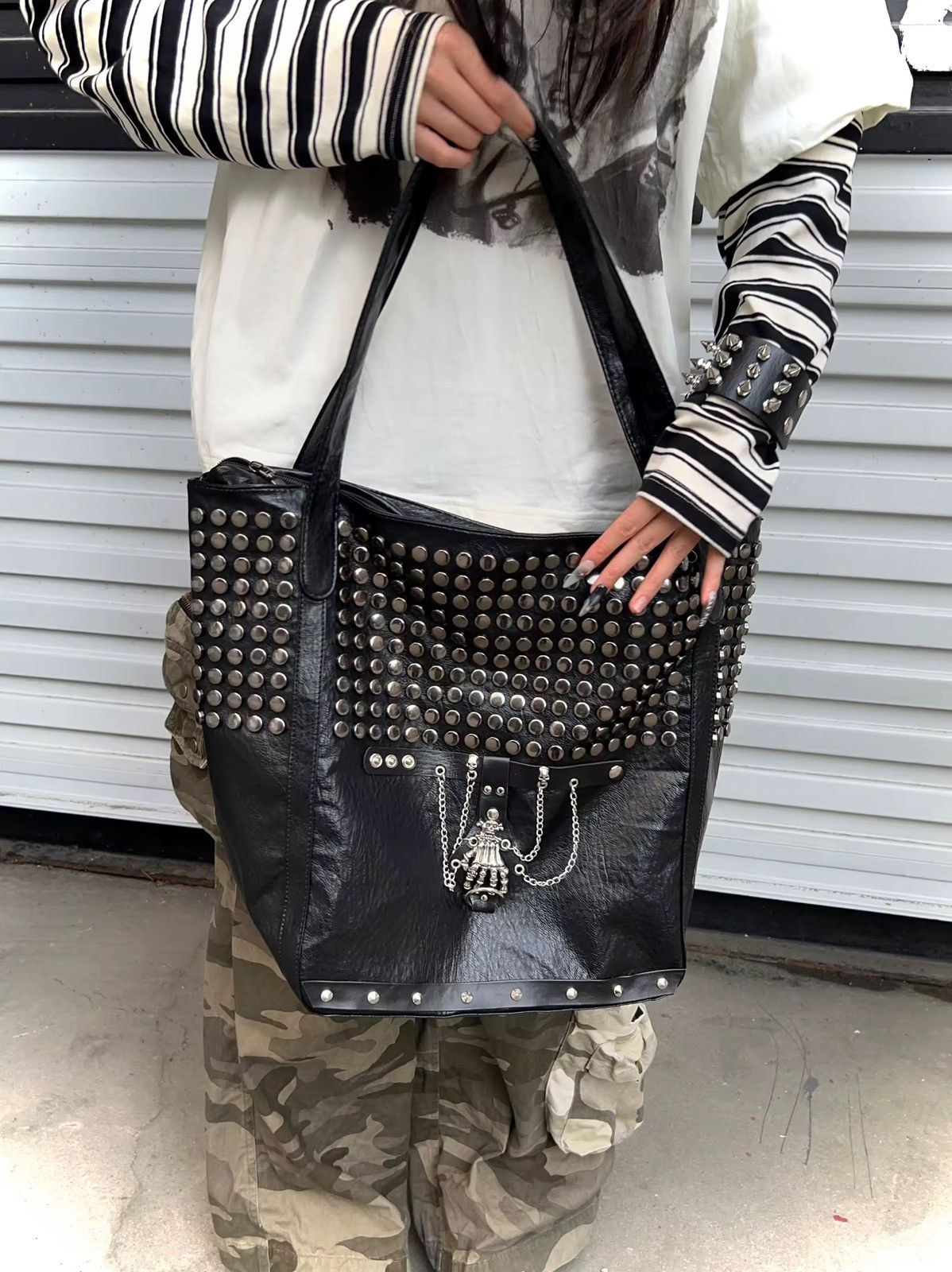 Other Punk Gothic Rivets Pu Soft Leather Large Skull Unisex Bag Size ONE SIZE - 4 Thumbnail
