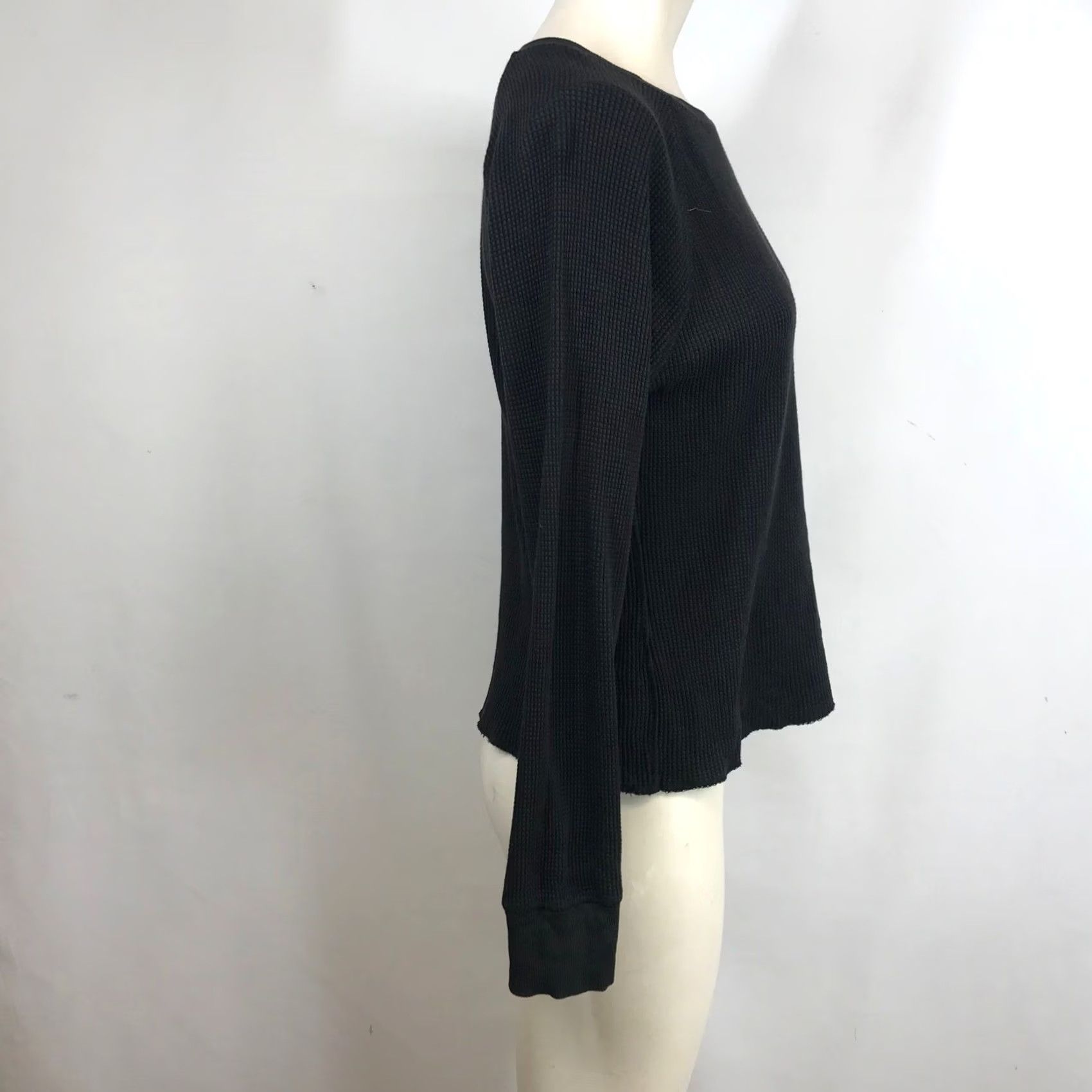 Everlane Everlane Black Waffle Knit Thermal Top Raglan Long Sleeve Small Women Crew Neck Shirt Size S / US 4 / IT 40 - 4 Thumbnail