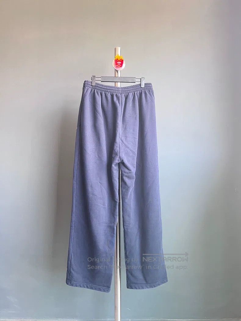 Other Balenciaga size S Embroidered Logo Sweatpants Size US 27 - 2 Thumbnail
