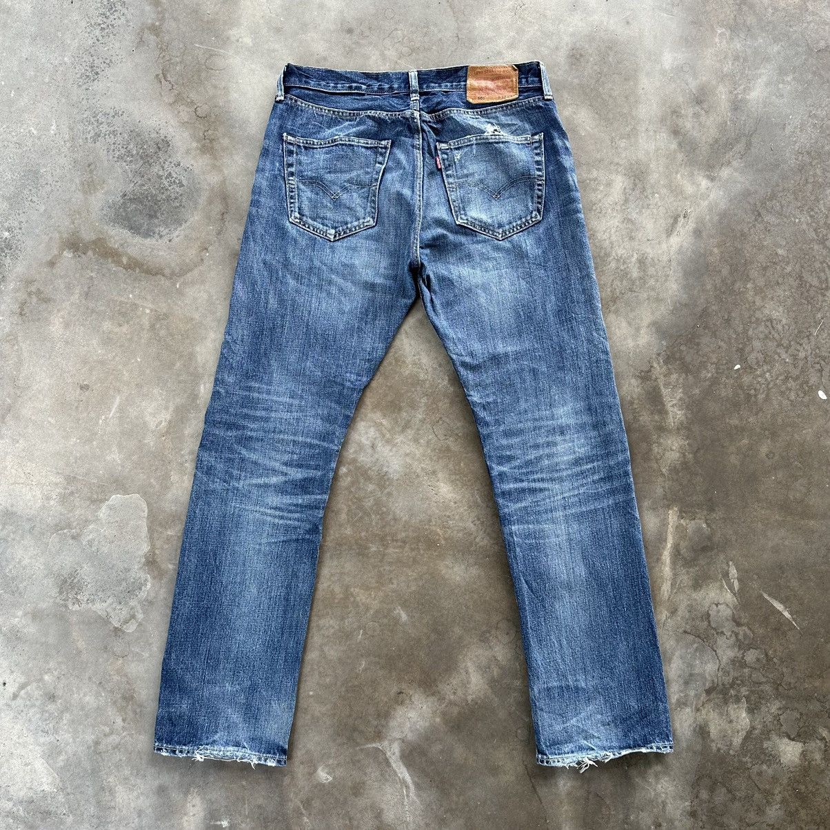 Levi's Vintage Levi’s 501 Distressed Faded Denim Jean Pant W33 Size US 33 - 11 Thumbnail