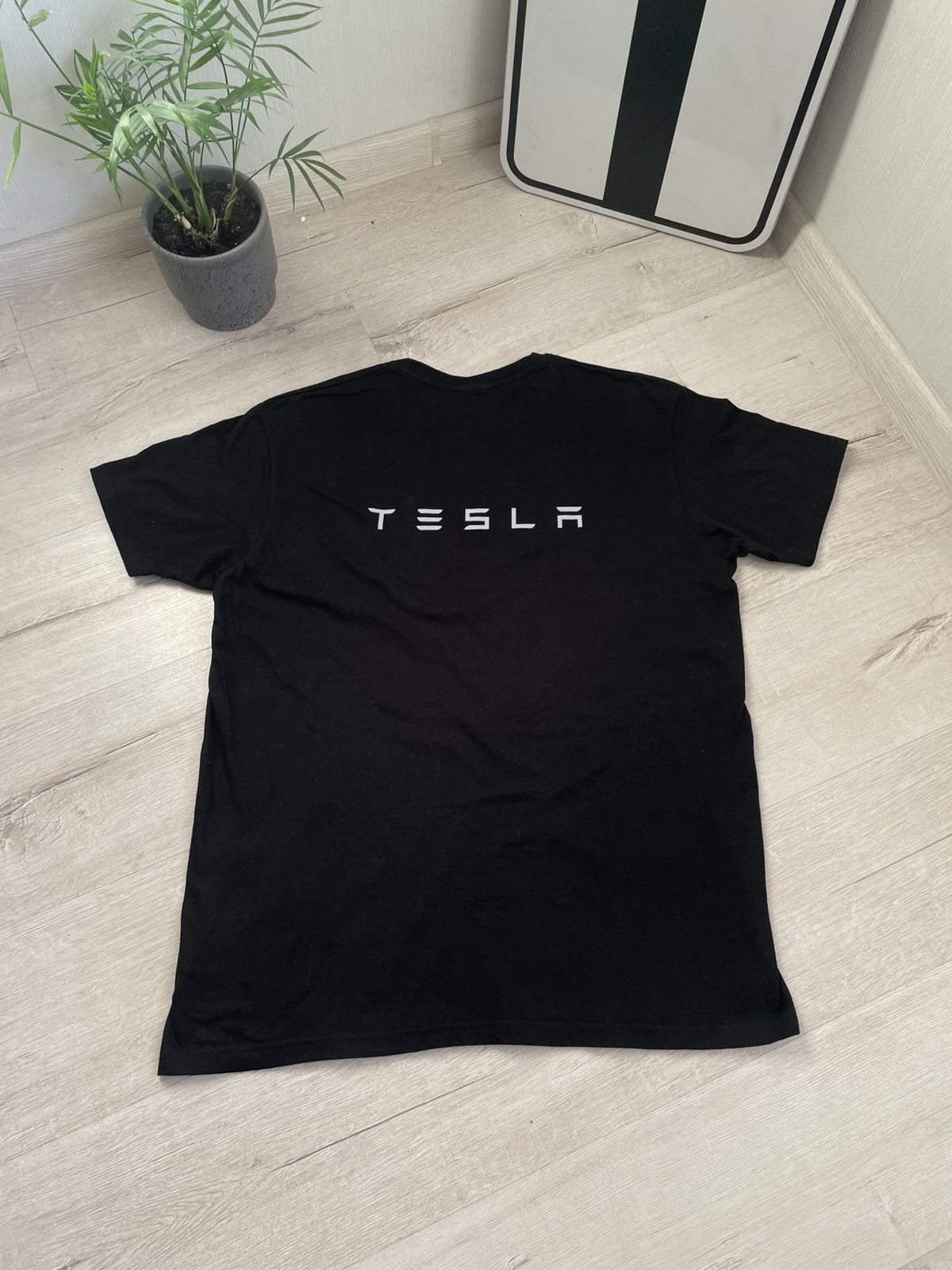Other Rare Tesla T-shirt With Minimalistic Big Logo Y2k Hypebeast Size US XL / EU 56 / 4 - 8 Thumbnail