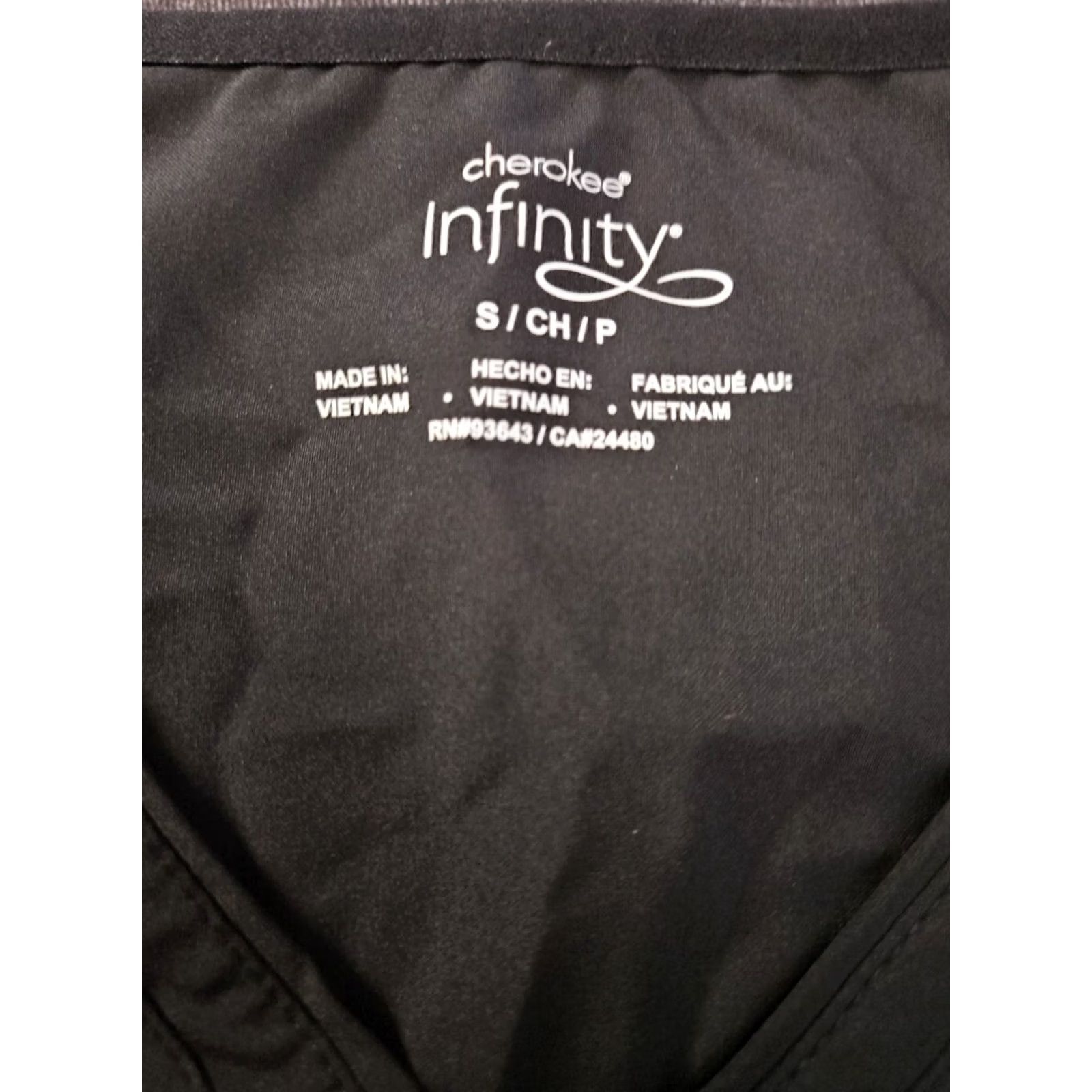 Cherokee VINTAGE Cherokee Infinity Scrub Top Womens Small Short Sleeve Black Embroidered Stretch Size S / US 4 / IT 40 - 2 Thumbnail