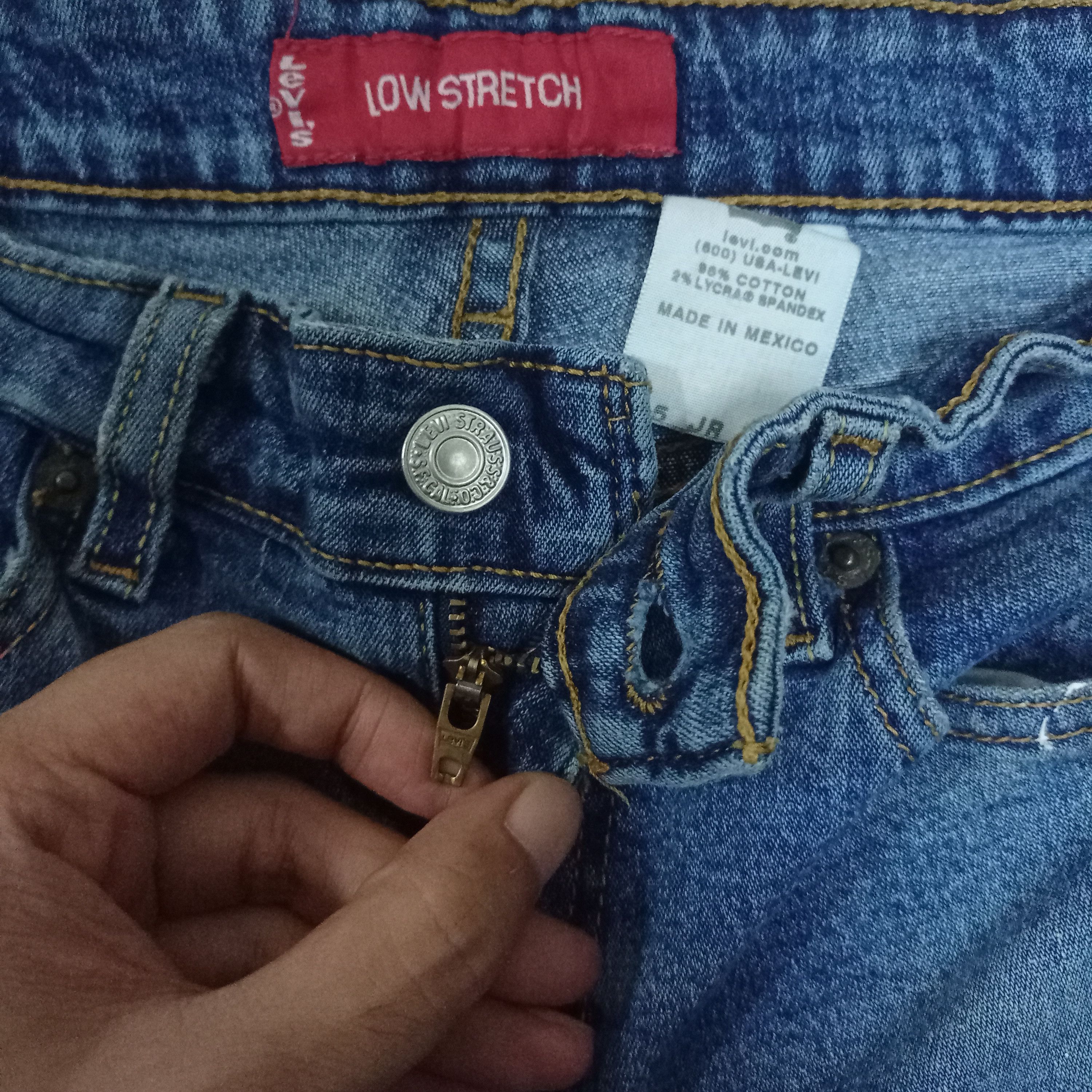 Levi's Vintage 90s Levis 519 Low Rise Paint Splatter Flared Jeans Size 27" / US 4 / IT 40 - 3 Thumbnail