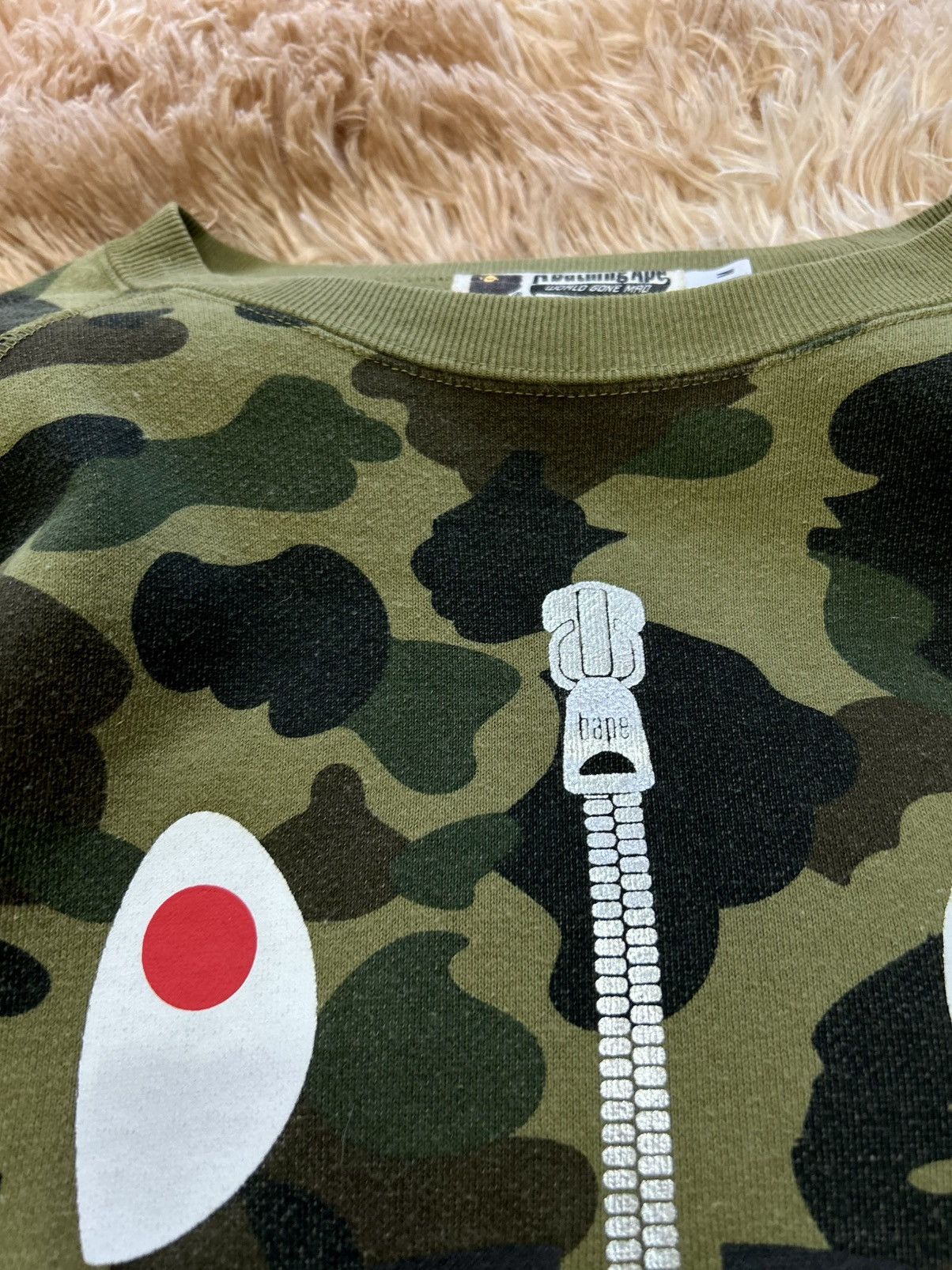 Bape 💥CRAZY💥 BAPE SHARK 1ST CAMO CREWNECK SWEATSHIRT Size US M / EU 48-50 / 2 - 6 Thumbnail