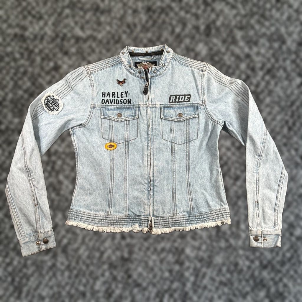 Harley Davidson VINTAGE Harley-Davidson Jacket Womens M Denim Biker Patches Acid Wash Blue Short Size 32" / US 10 / IT 46 - 1 Thumbnail