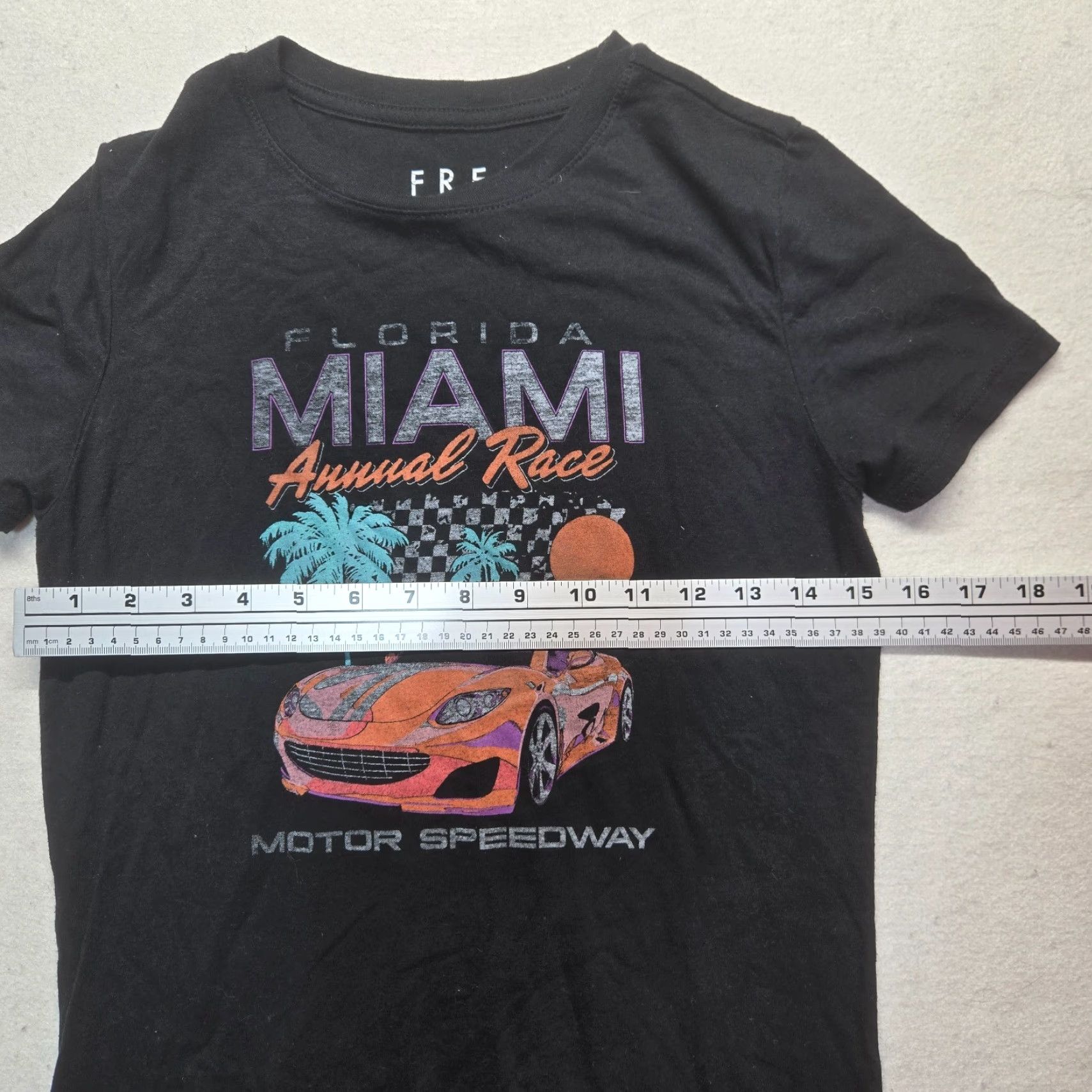 Vintage VINTAGE Free State Miami Motor Speedway Cars Graphic Print Short Sleeve T-Shirt Women XS Black Casual Summer Size XS / US 0-2 / IT 36-38 - 4 Thumbnail