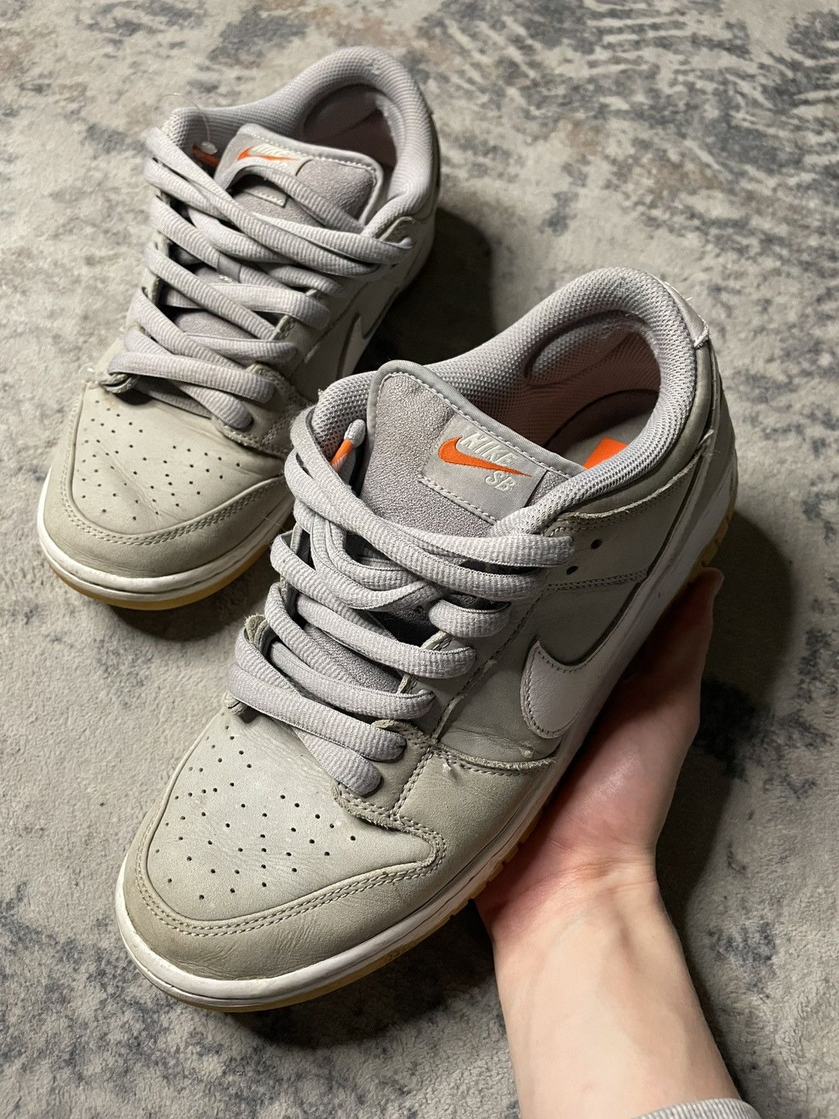 Nike SB Nike SB Wolf Grey Gum Suede Low Tops Size US 10 / EU 43 - 2 Thumbnail