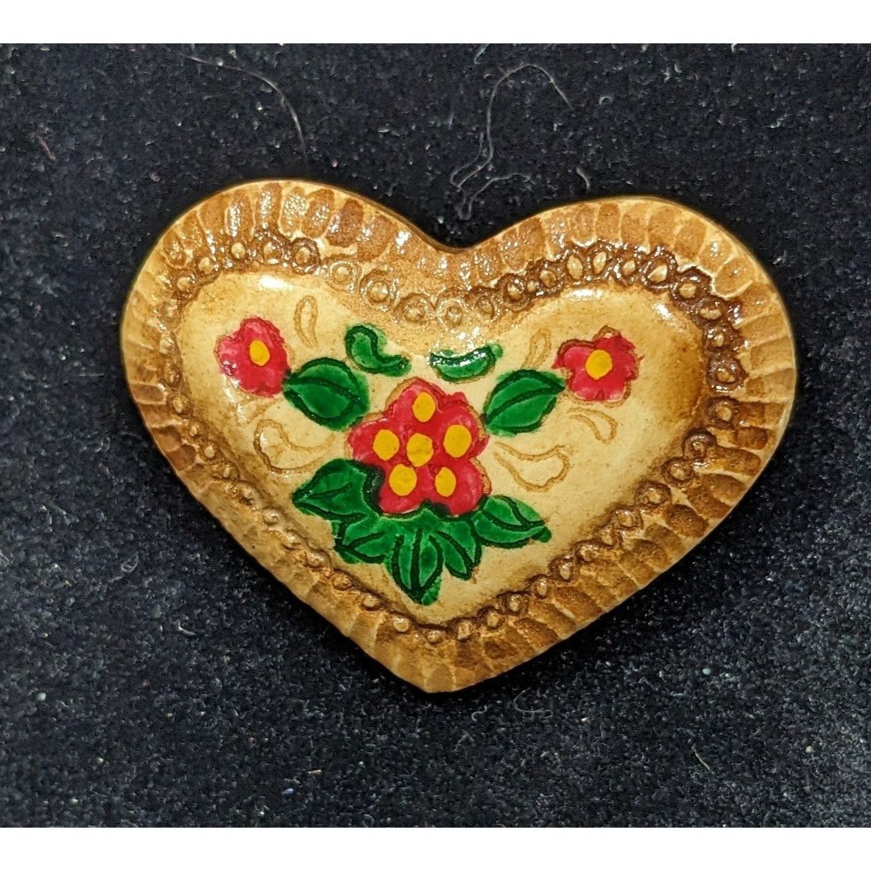 Other Vintage Rustic Wood-Look Floral Heart Brooch Size ONE SIZE - 4 Thumbnail