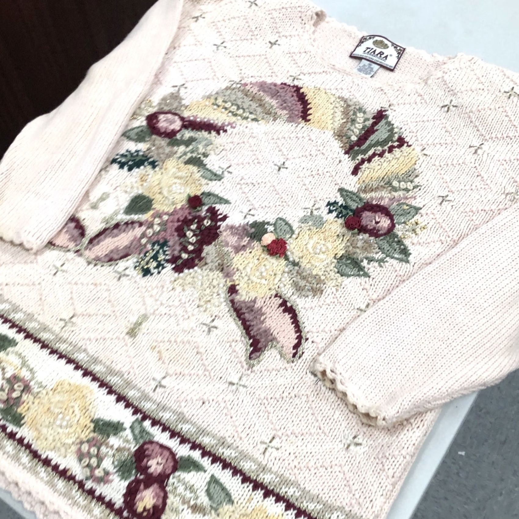 Vintage VINTAGE Tiara Sweater Pink 90s Floral Embroidered Pearls Shoulder Pads Long Sleeve Round Neck Womens Medium Size M / US 6-8 / IT 42-44 - 3 Thumbnail