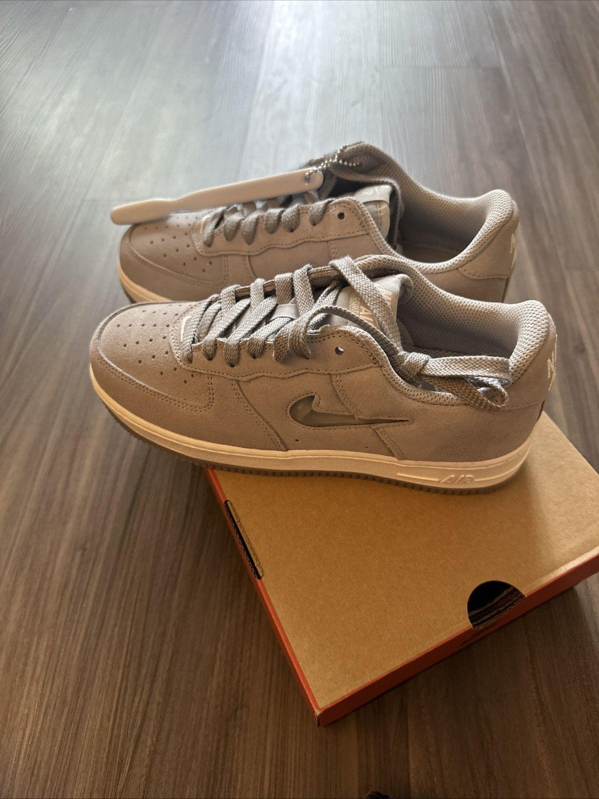 Nike Nike Air Force 1 Low Retro Light Smoke Grey - Size 6.5 Size US 6.5 / EU 39-40 - 3 Thumbnail