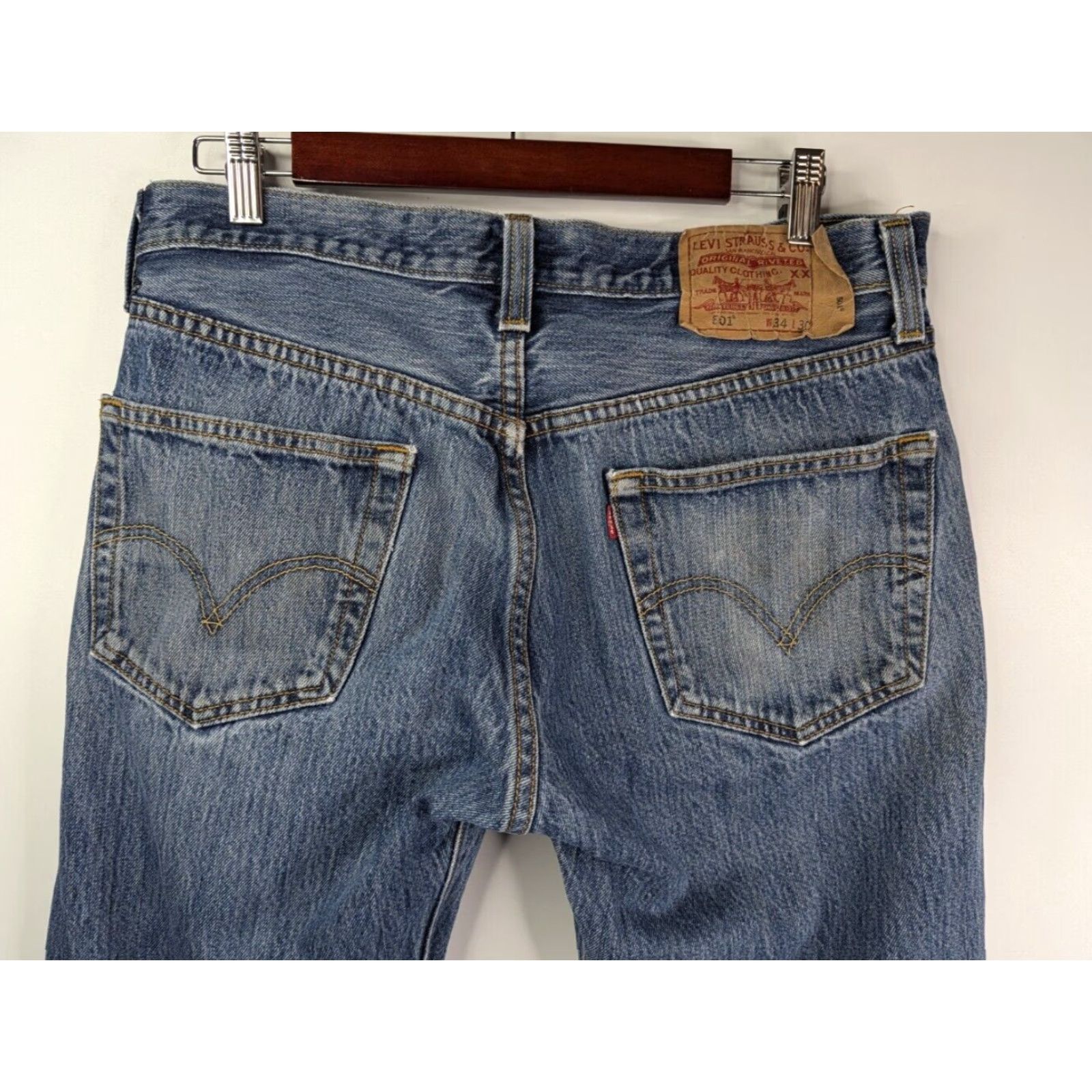 Levi's VINTAGE Levi's 501 XX Jeans Button Fly Straight Leg Mens 33 Blue Cotton Regular Stain Distressed 29 Inseam Size US 33 - 7 Thumbnail
