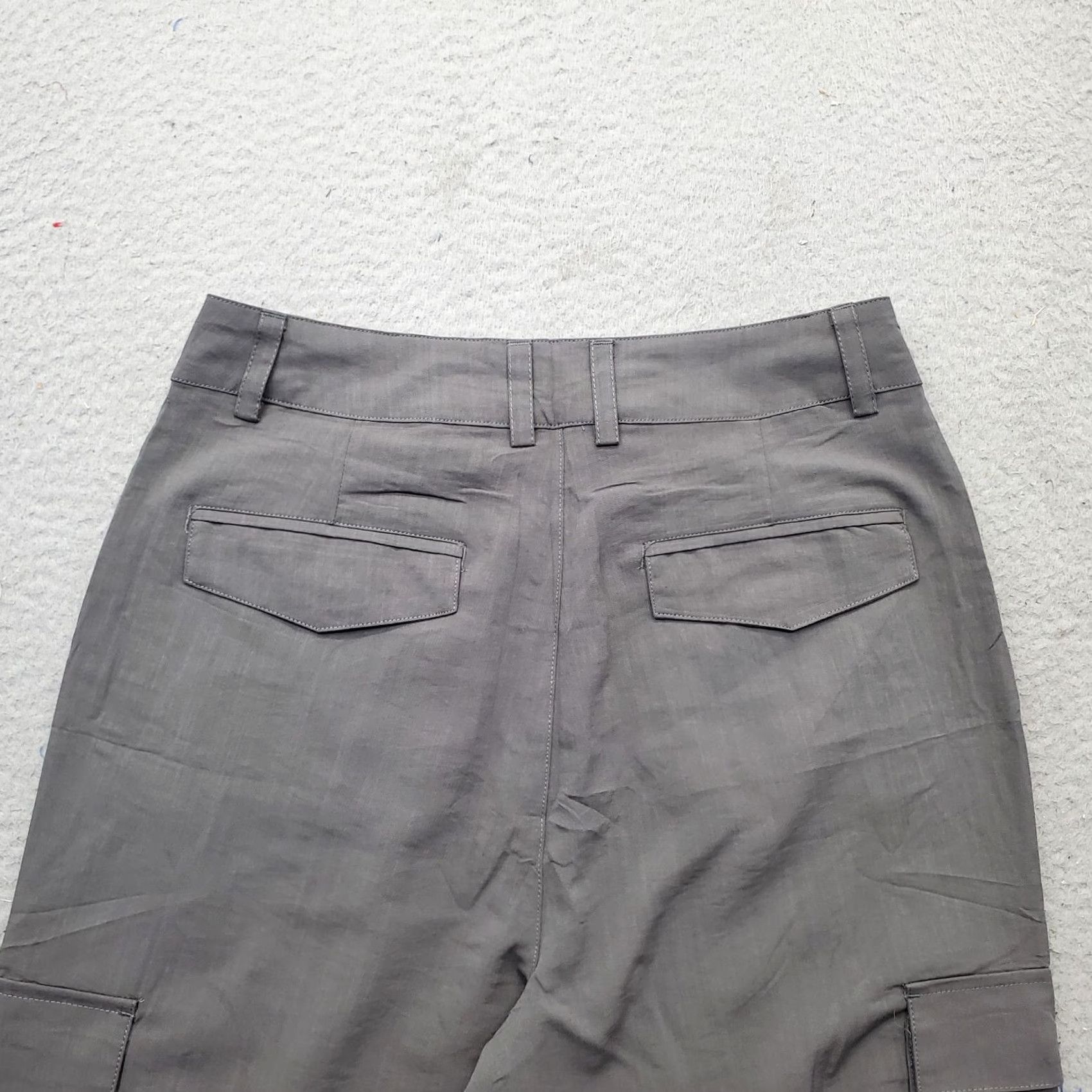 Vintage VILIGO Cargo Pants Men Size 30 Gray Straight Leg Adjustable Ankle Two Button Fly Pants Mens 30 Gray Straight Cargo Size US 30 / EU 46 - 7 Thumbnail