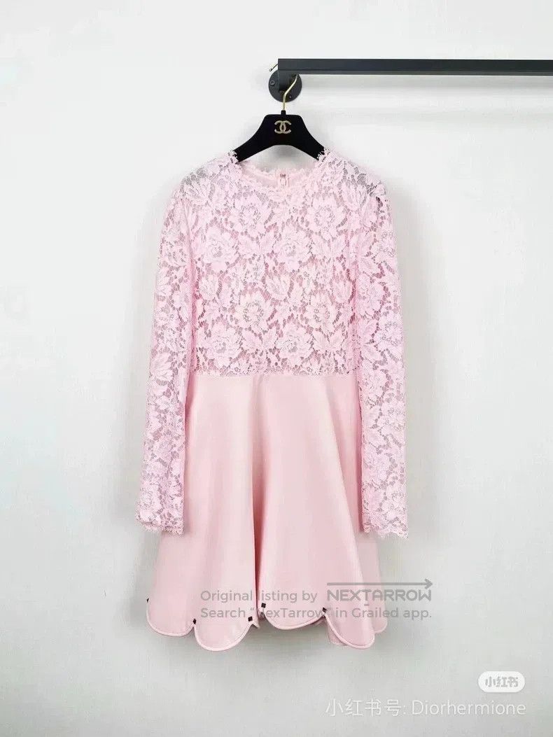 Valentino Valentino Authentic dresses Size M / US 6-8 / IT 42-44 - 1 Thumbnail
