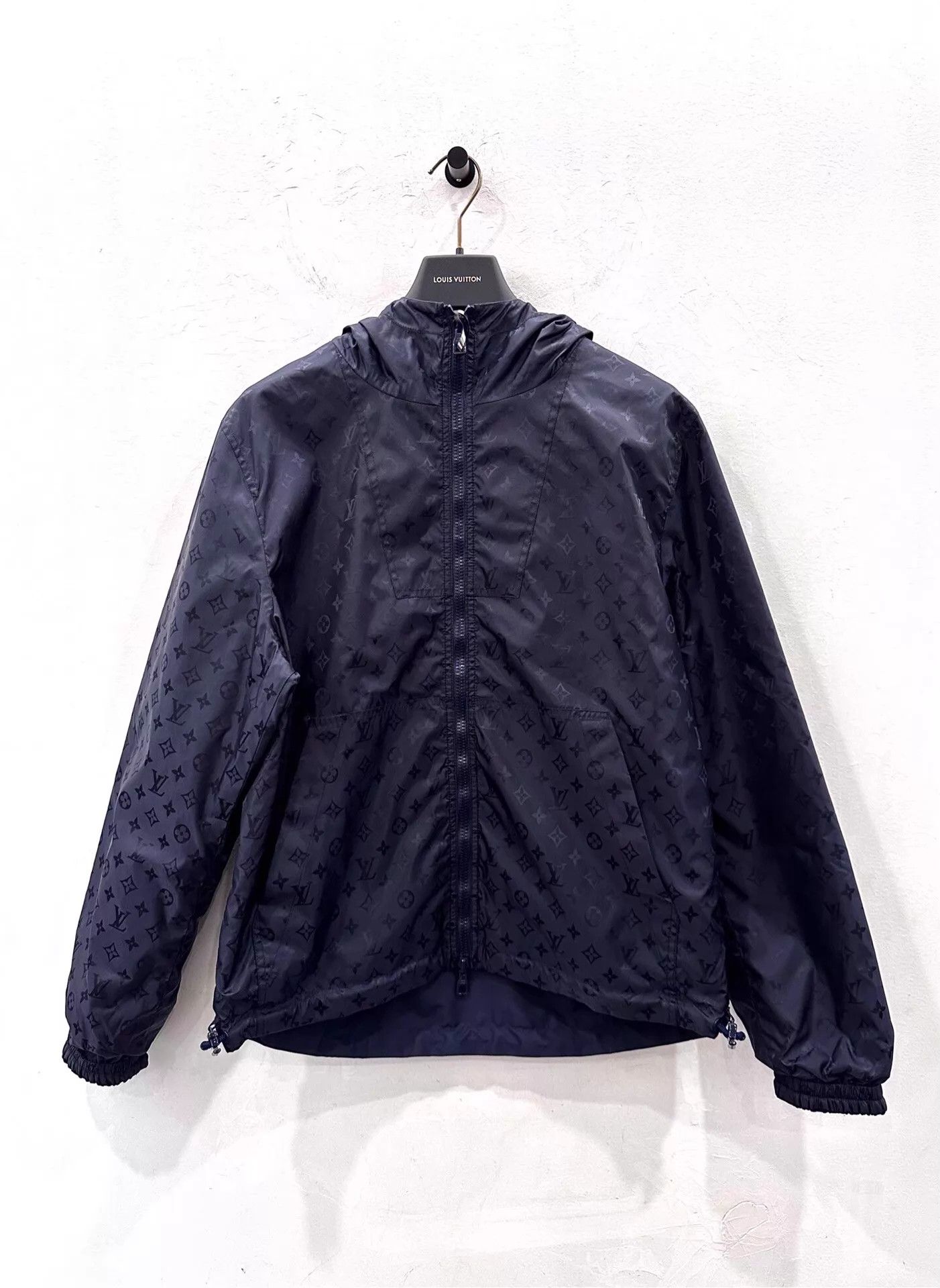 Louis Vuitton LV Men's Navy Blue All-Over Monogram Zipped Jacket 46 Size US S / EU 44-46 / 1 - 1 Thumbnail