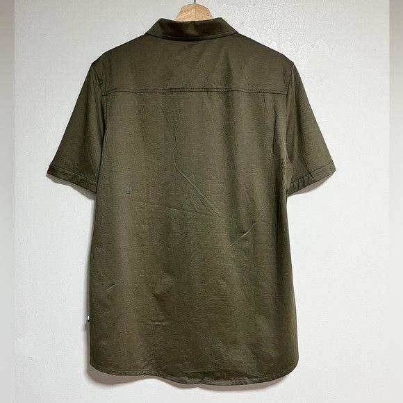 Kit and Ace Kit and Ace Technical Short Sleeve Shirt -Size L Size US L / EU 52-54 / 3 - 7 Thumbnail